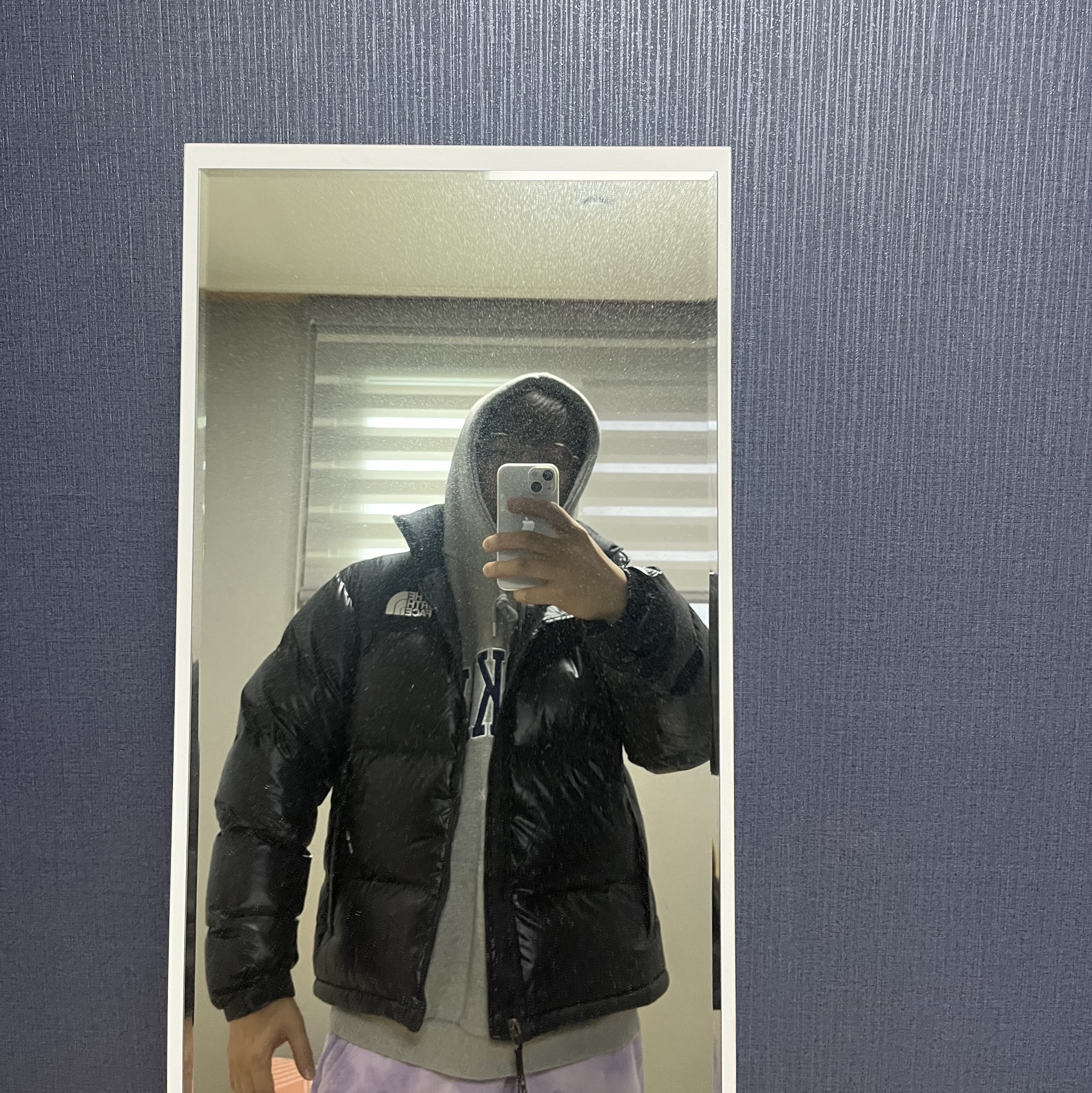 The North Face 1996 Eco Nuptse Jacket Real Black 착용 스타일
