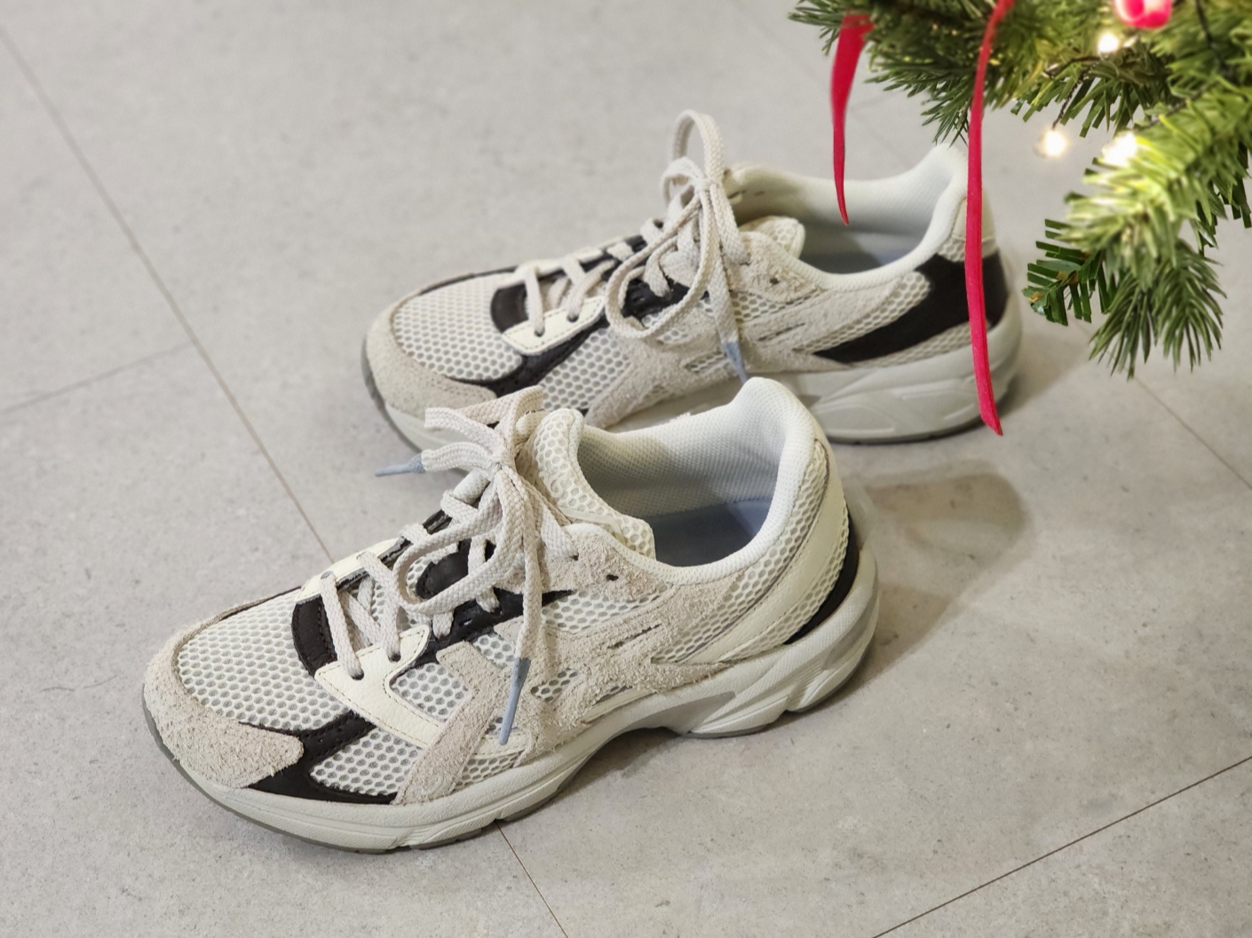 Asics x Hal Studios Gel-1130 MK-III Glacier 착용 스타일
