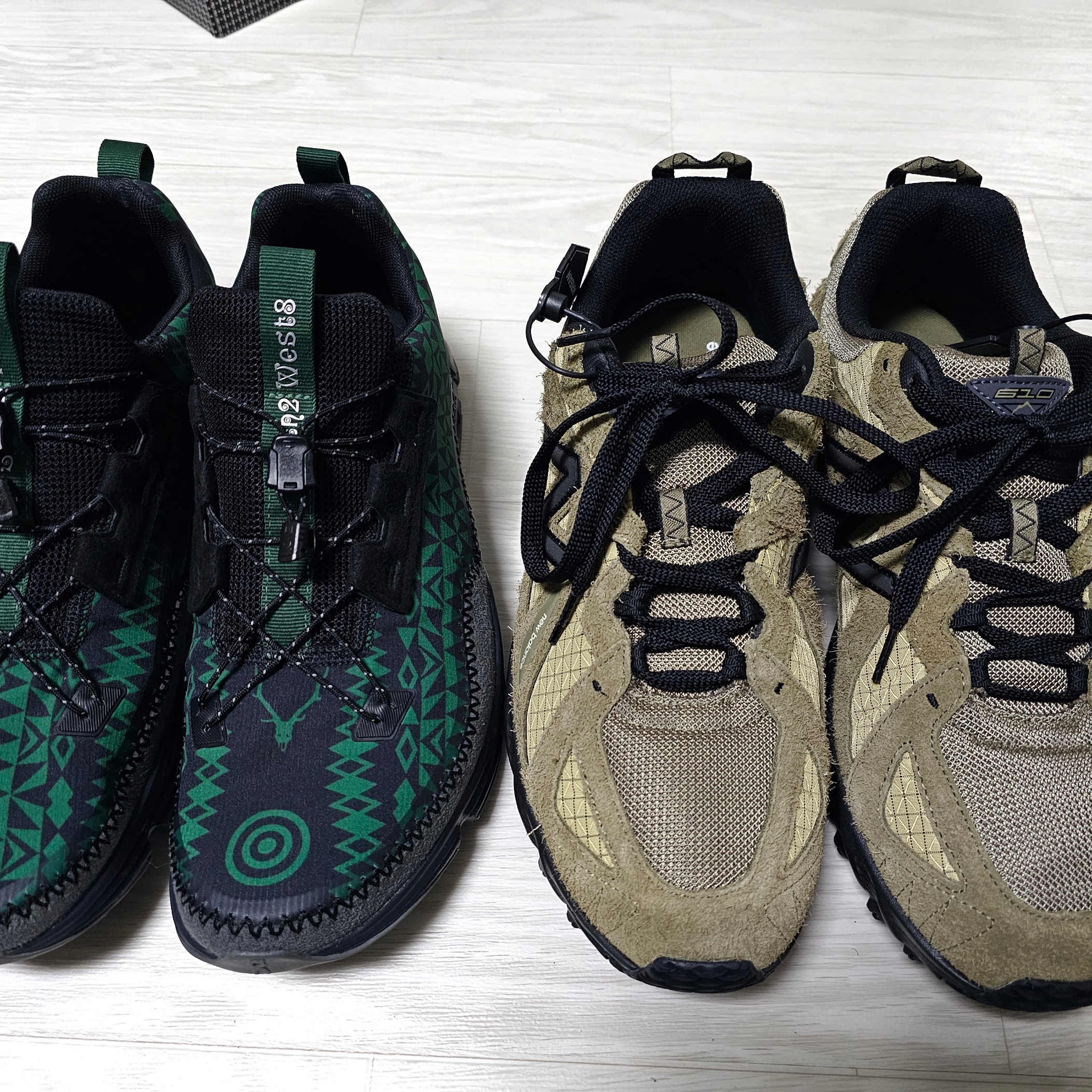 New Balance x Cayl ML610TCL Covert Green 착용 스타일 - 1