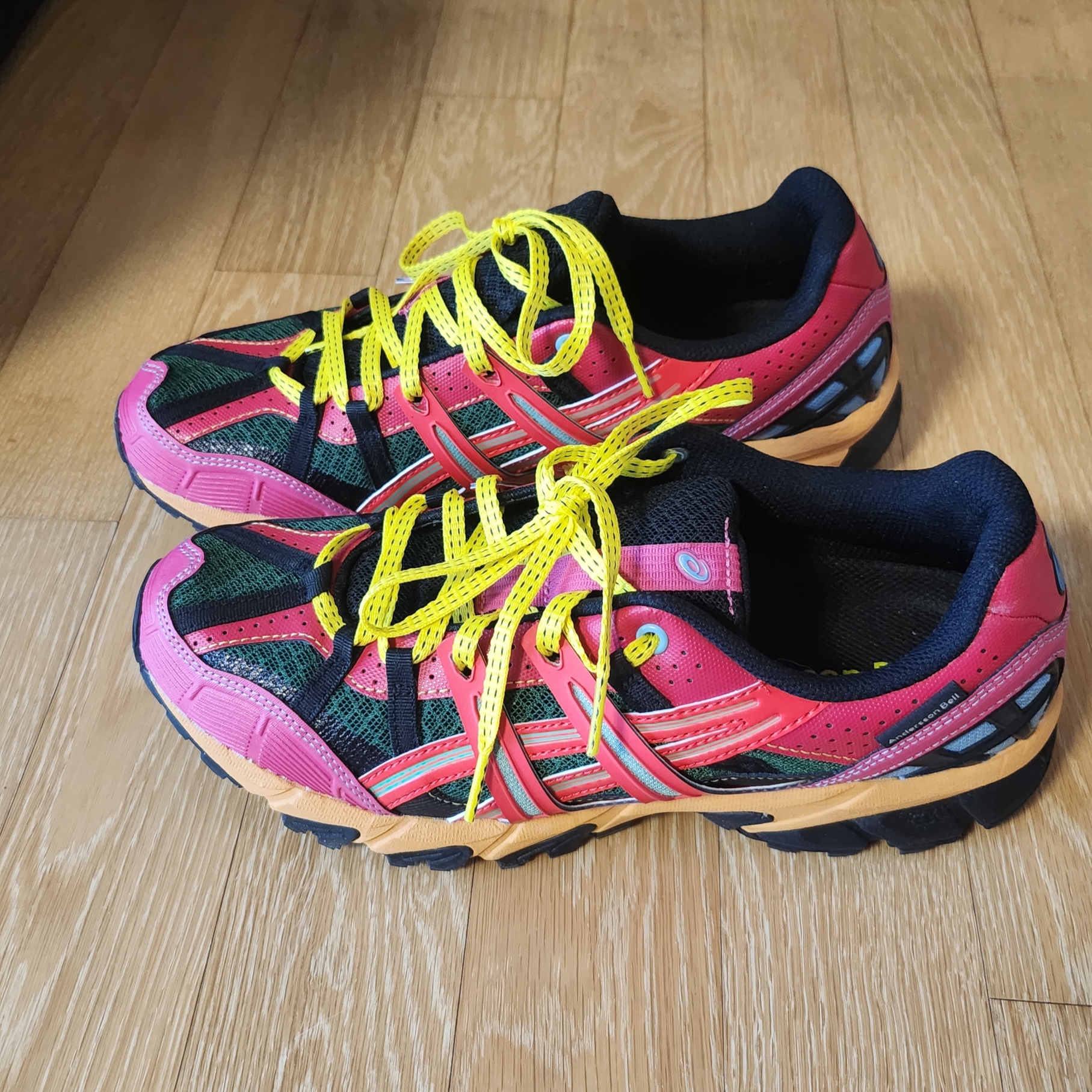 Asics x Andersson Bell Gel-Sonoma 15-50 Bright Rose Evergreen 착용 스타일 - 1