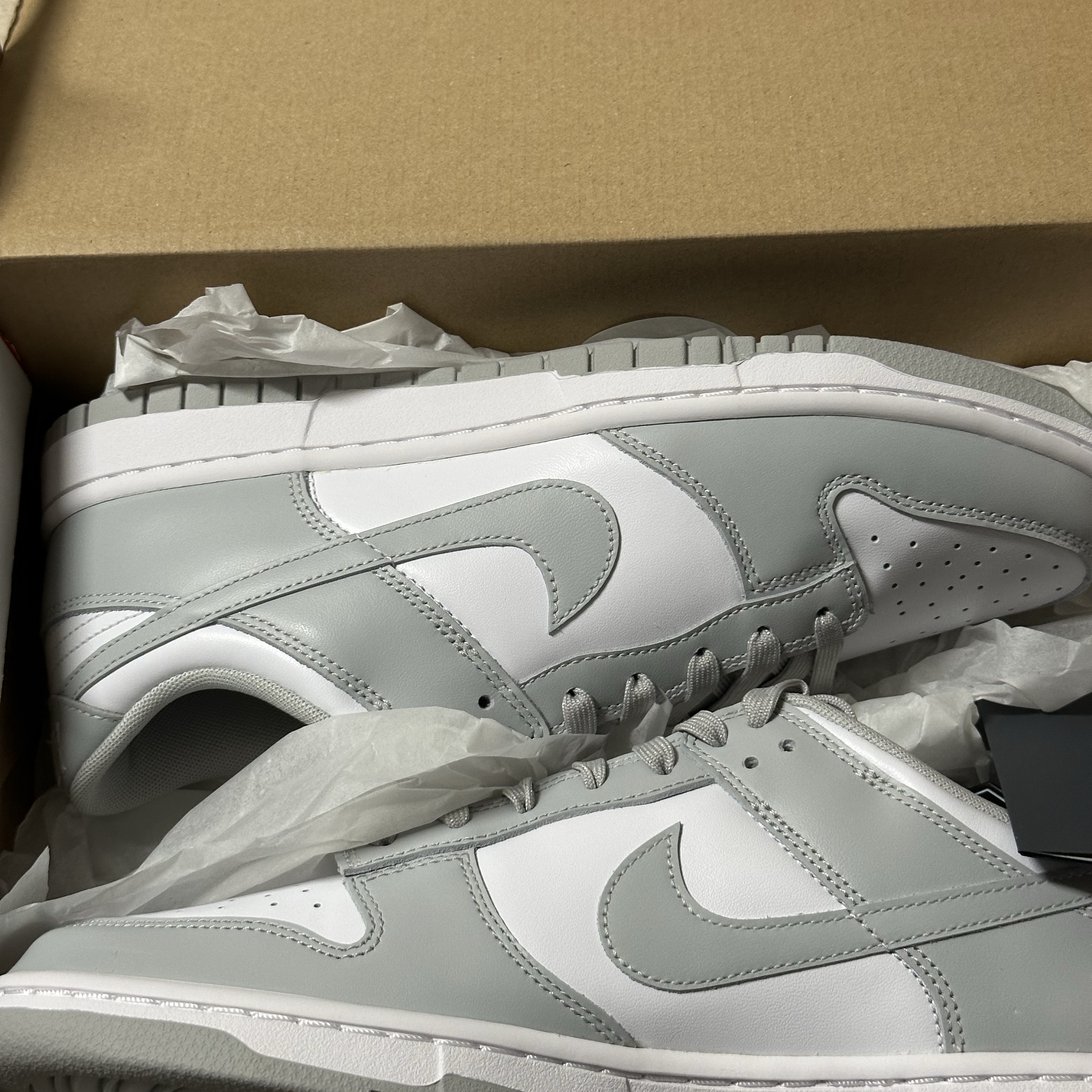Nike Dunk Low Retro Grey Fog 착용 스타일