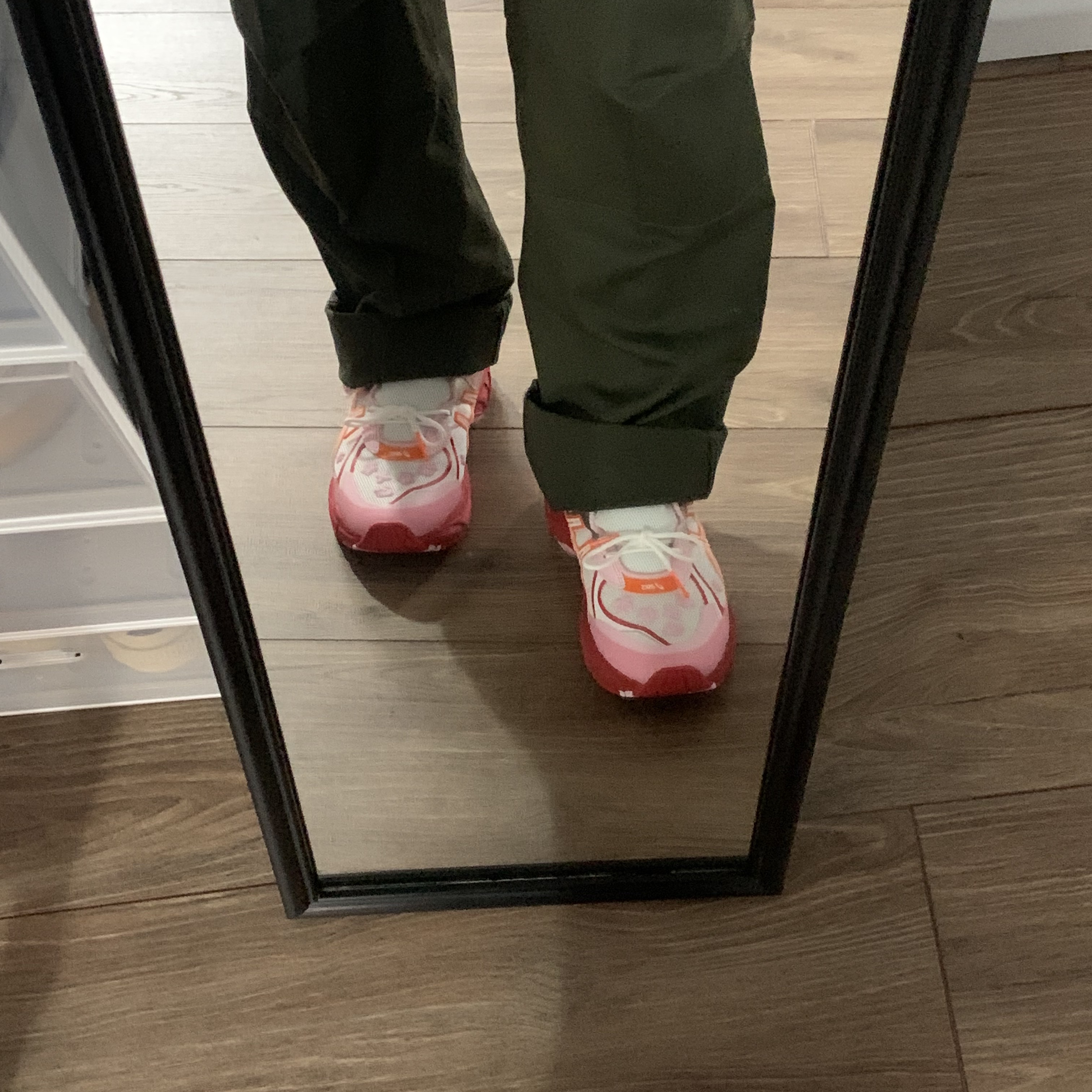 Asics x Cecilie Bahnsen GT-2160 White Habanero 착용 스타일 - 1
