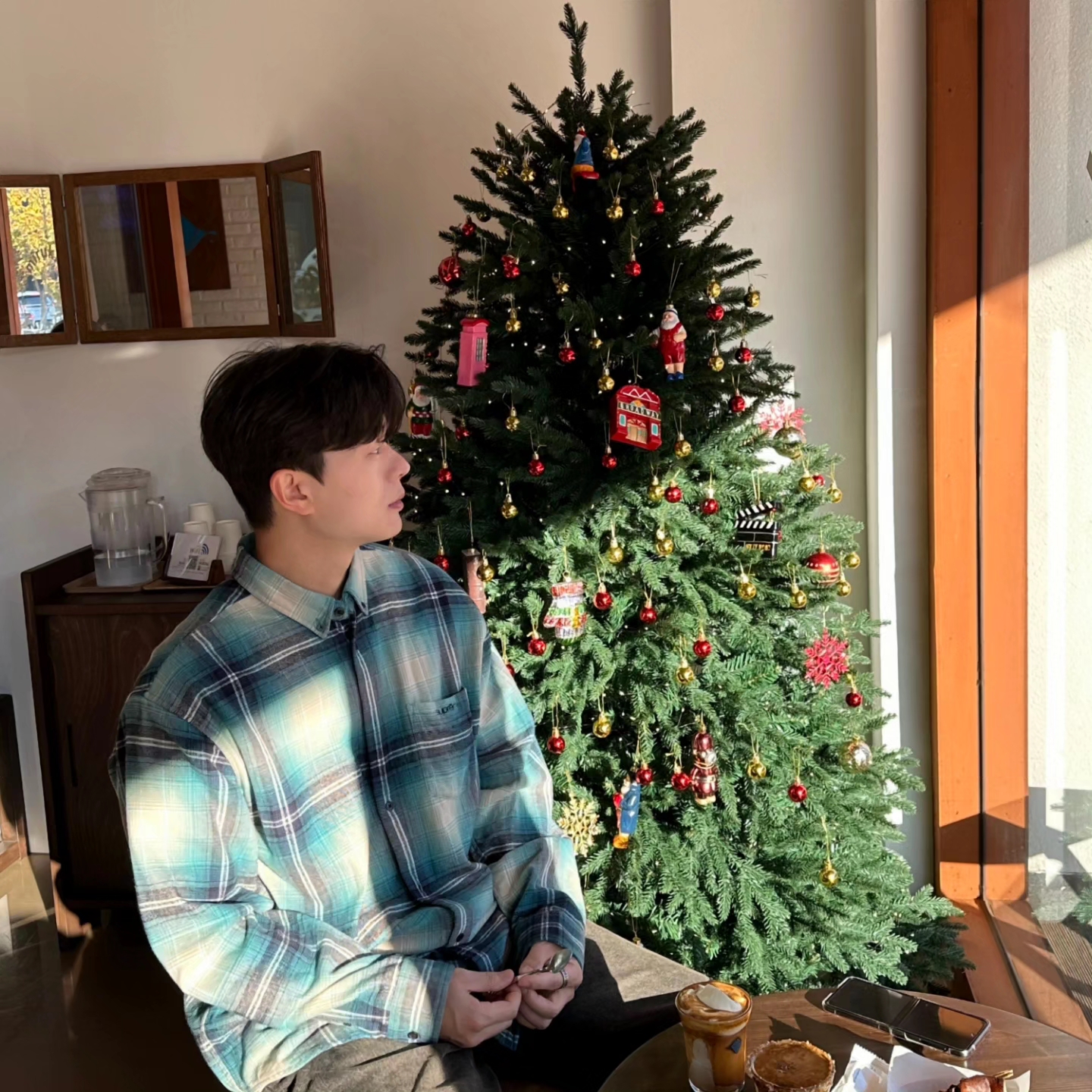 Supreme Shadow Plaid Flannel Shirt Blue - 23SS 착용 스타일