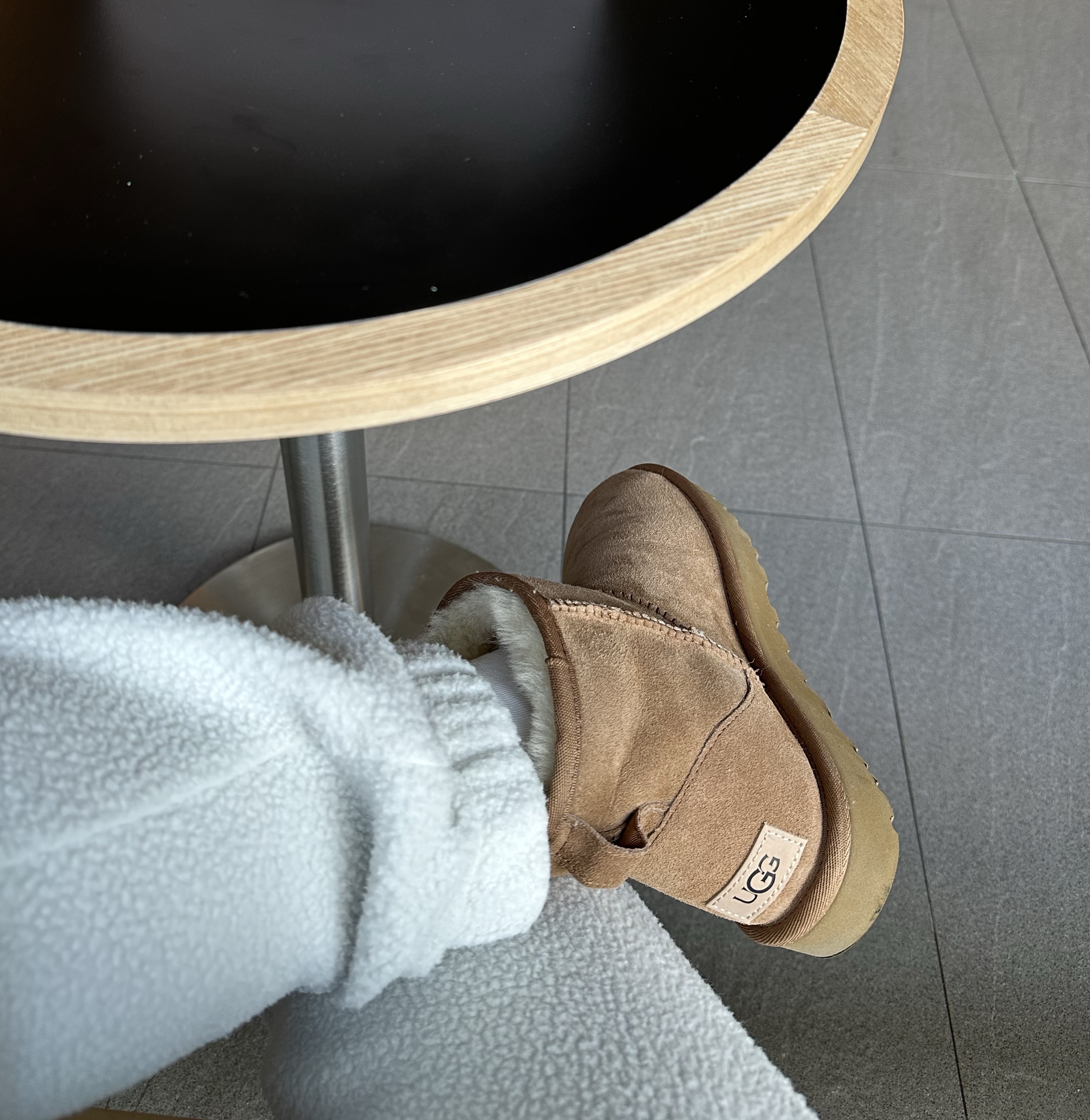 (W) UGG Classic Mini II Boots Chestnut 착용 스타일