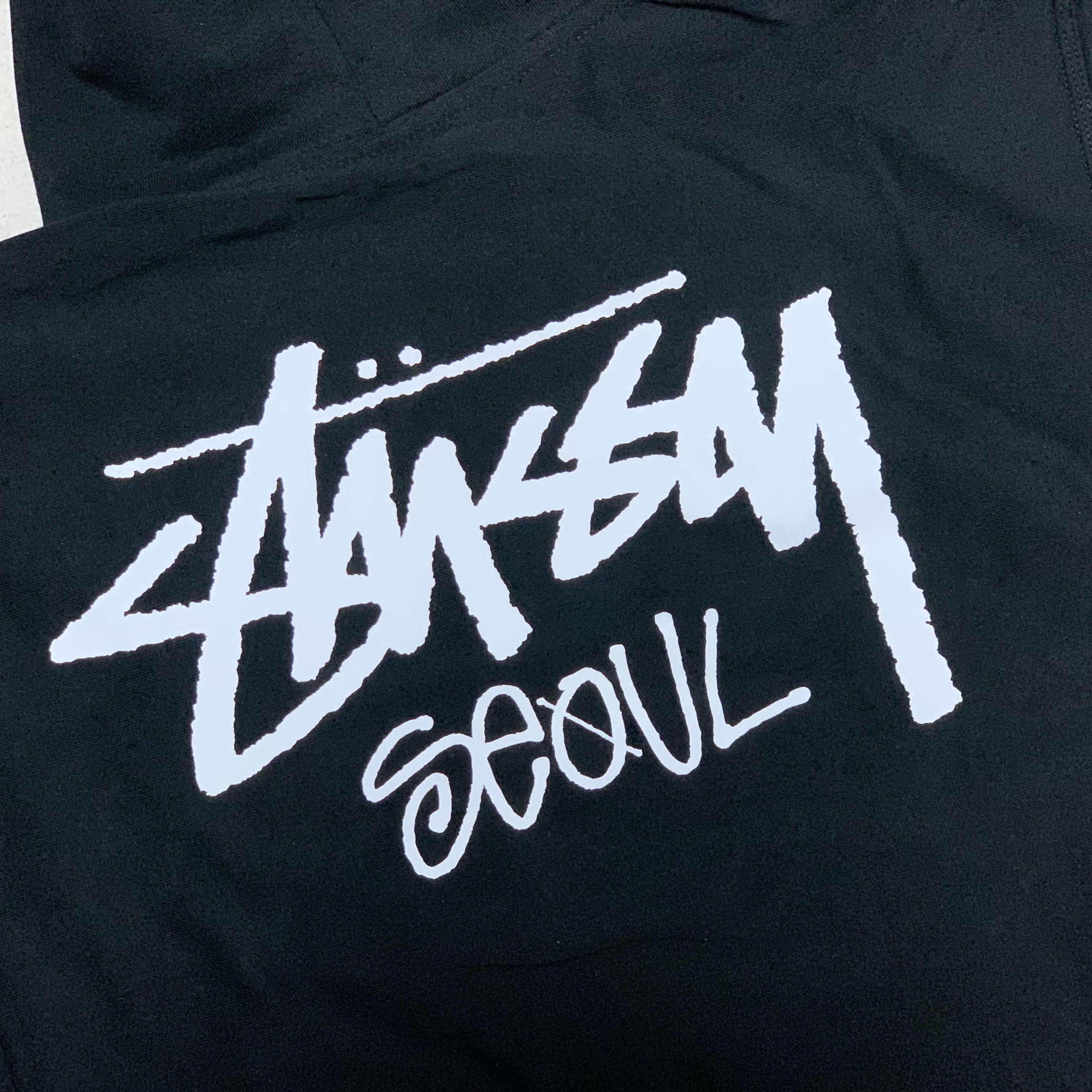 Stussy Stock Seoul Zip Hood Black 2023 착용 스타일