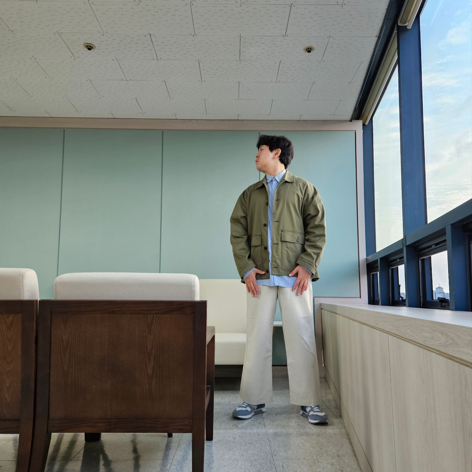 Uniqlo x Marni Oversized Utility Jacket Olive 착용 스타일 - 2