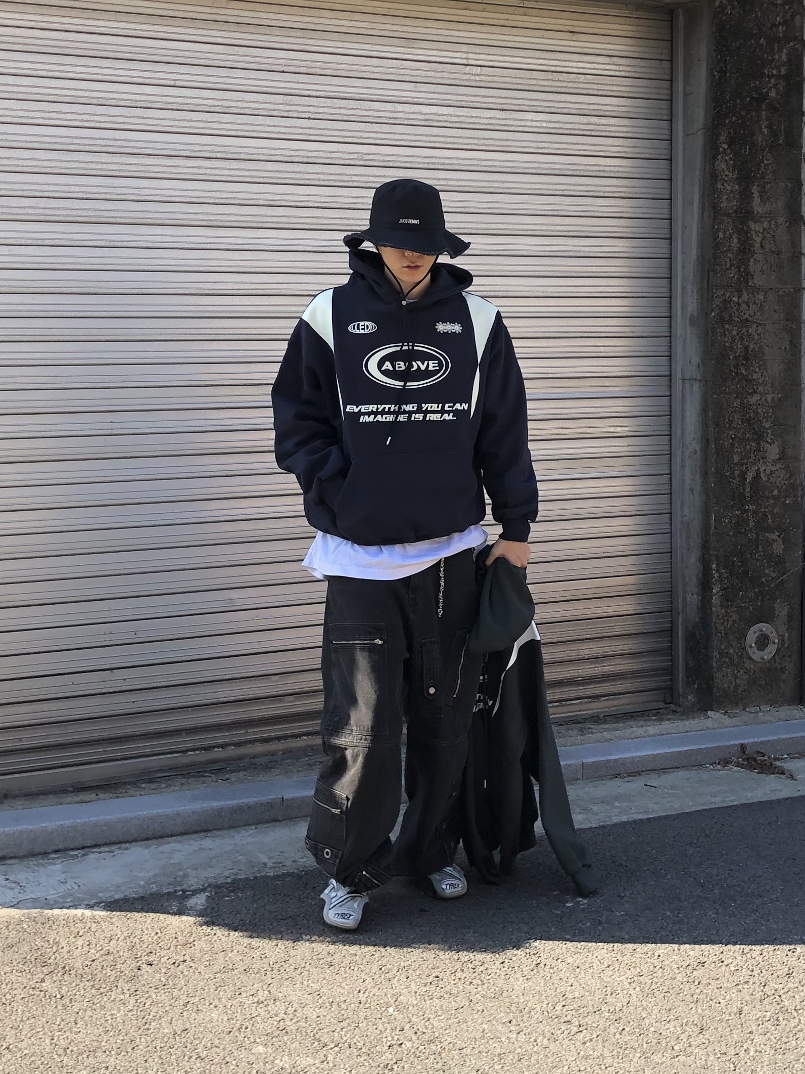 Project G/R Flight Denim Pants Black, Balenciaga Tyrex Sneakers Black Grey 착용 스타일 - 4