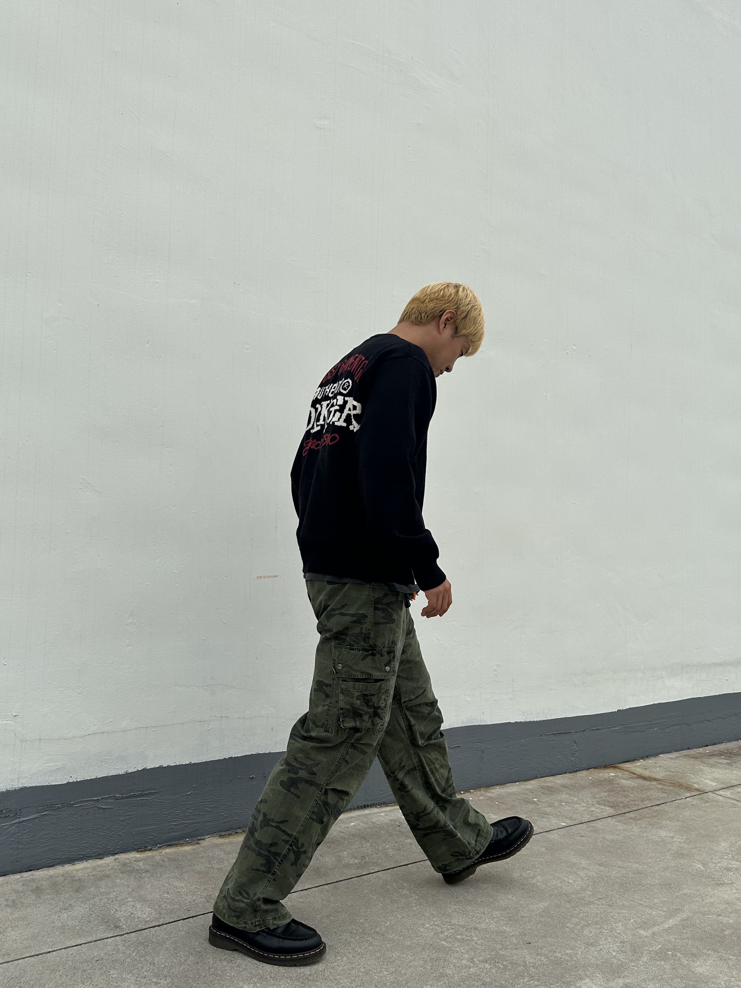 Stussy Authentic Workgear Sweater Black 착용 스타일 - 2