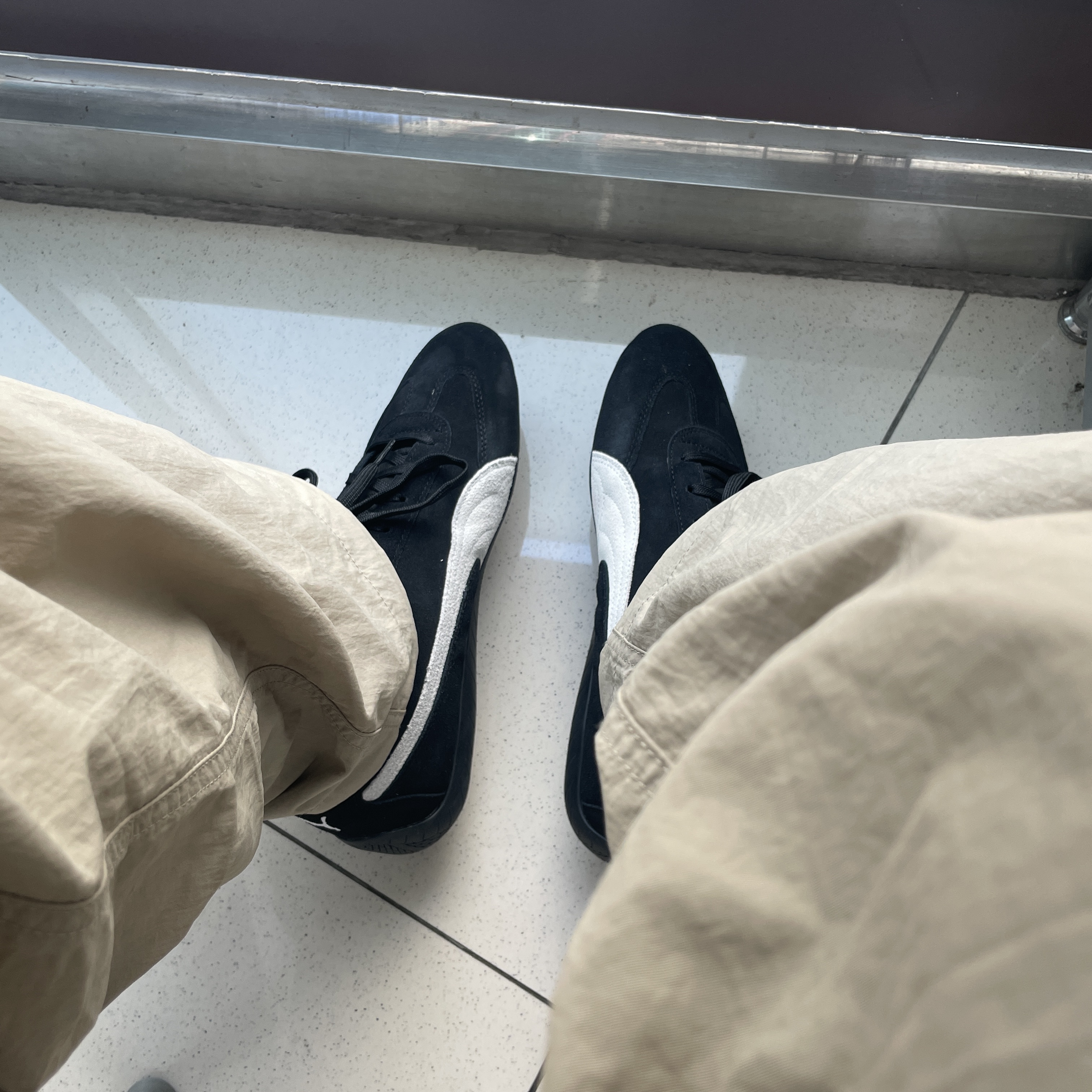 Puma Speedcat OG Sparco Black White 착용 스타일
