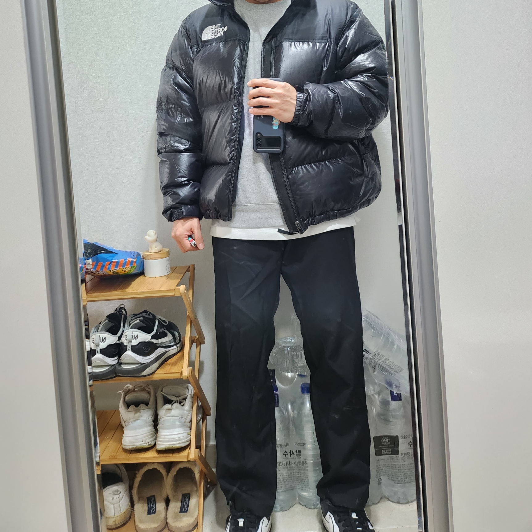 The North Face 1996 Eco Nuptse Jacket Real Black 착용 스타일