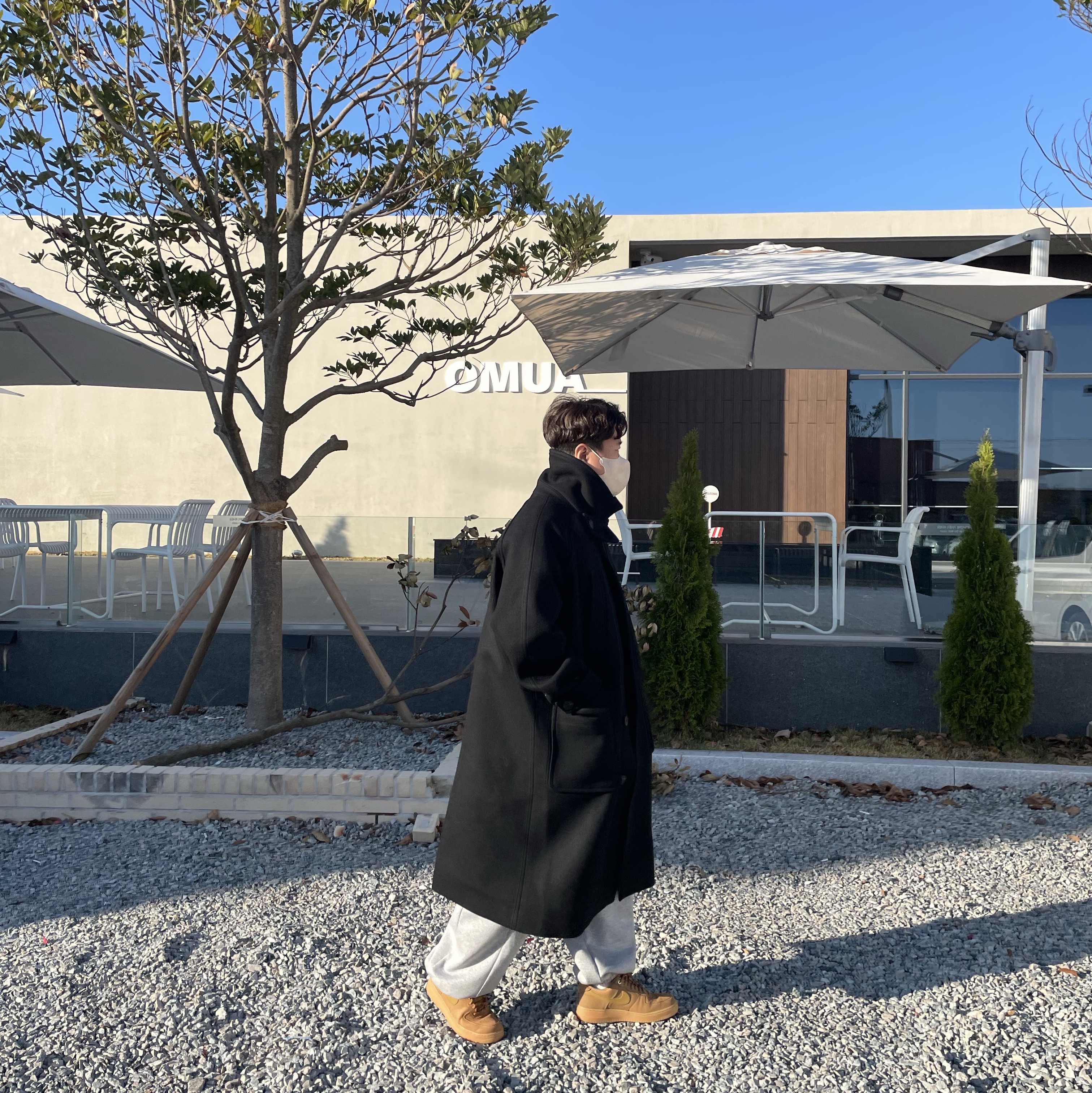 Undermycar Legion.02 Balmacaan Oversized Wool Coat Black 착용 스타일 - 1