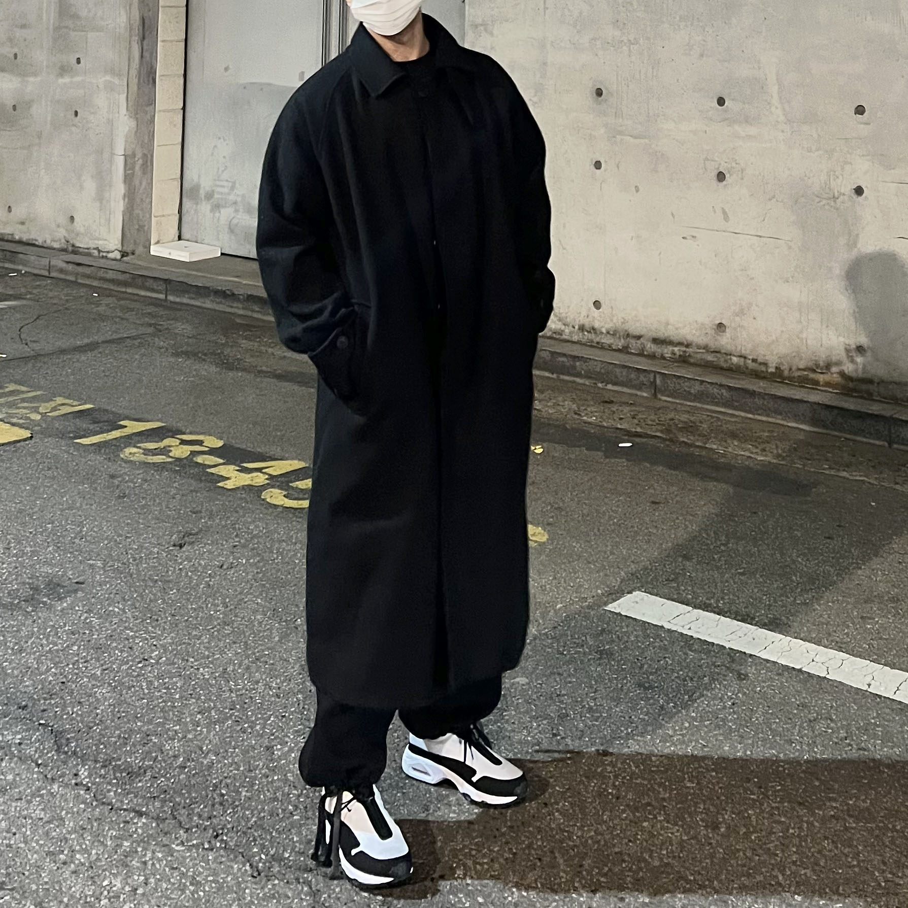 Nike x Comme des Garcons Homme Plus Air Max Sunder SP White Black 착용 스타일 - 2