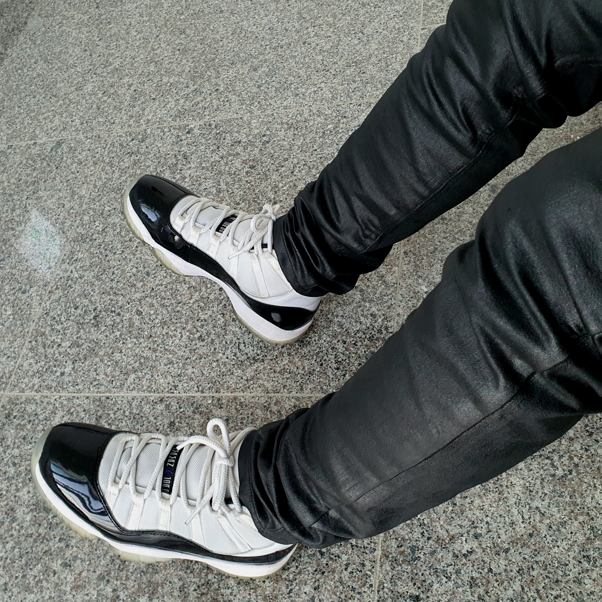 Jordan 11 Retro Concord 2018 착용 스타일