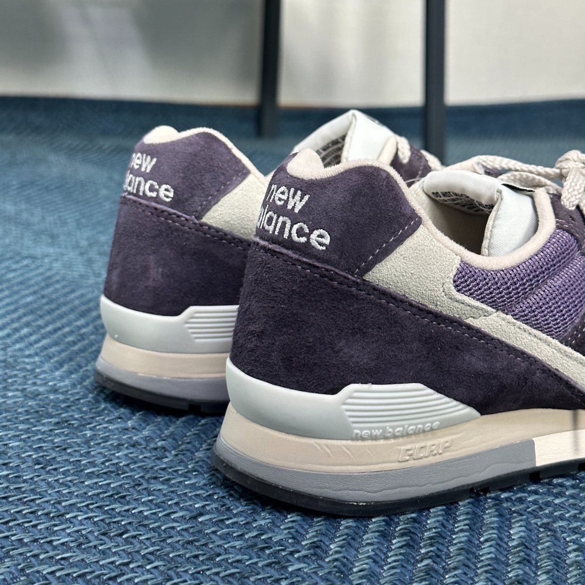 New Balance 996 Purple 착용 스타일 - 9