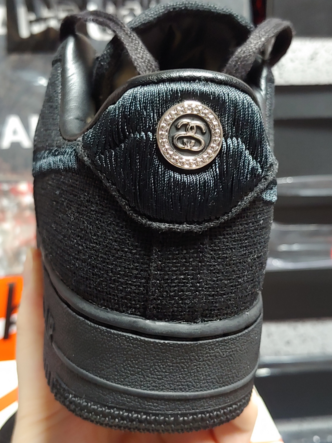 Nike x Stussy Air Force 1 Low Triple Black 착용 스타일 - 5