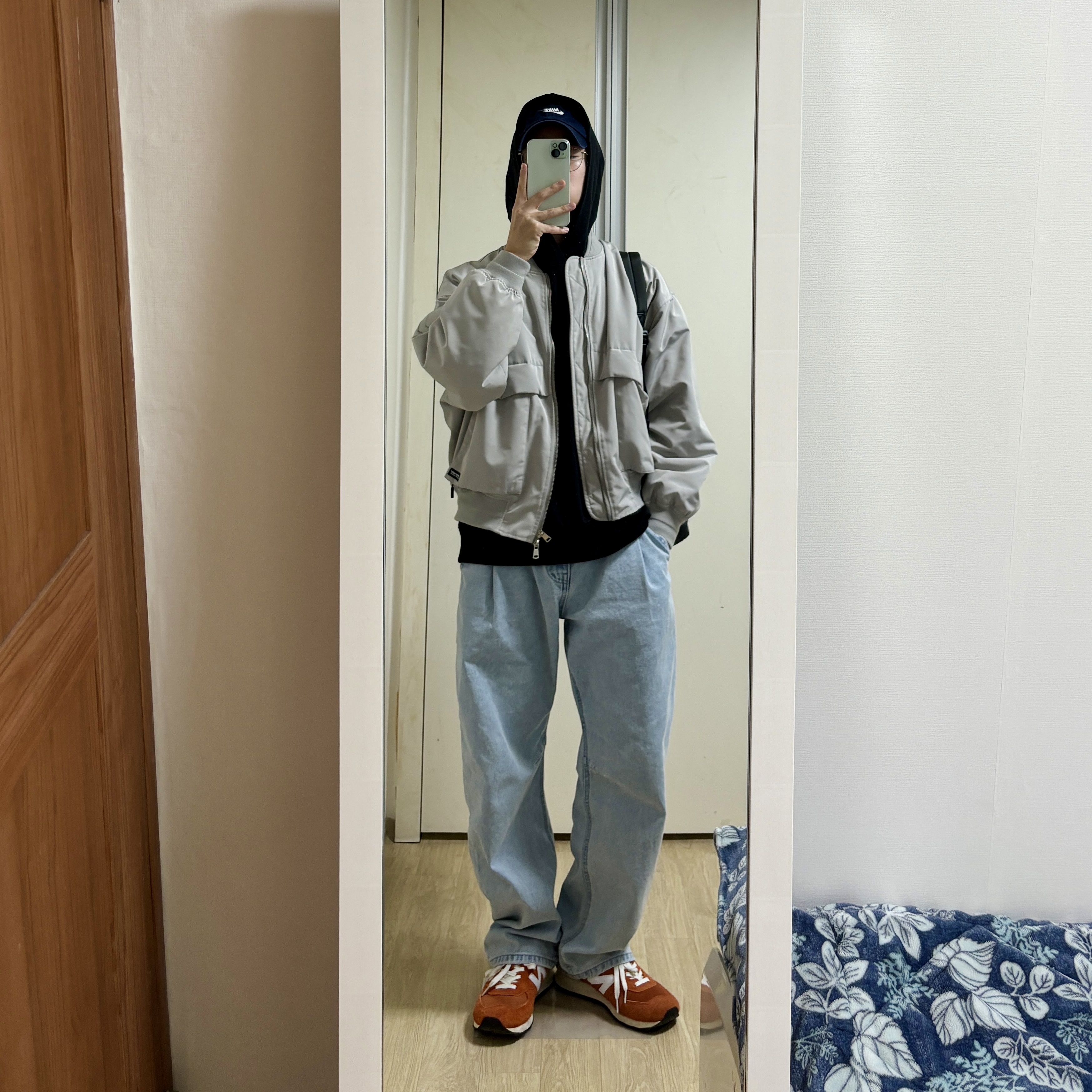 Nike Heritage 86 Futura Washed Cap Black White, New Balance 574 Heritage Orange Burst White 착용 스타일 - 1