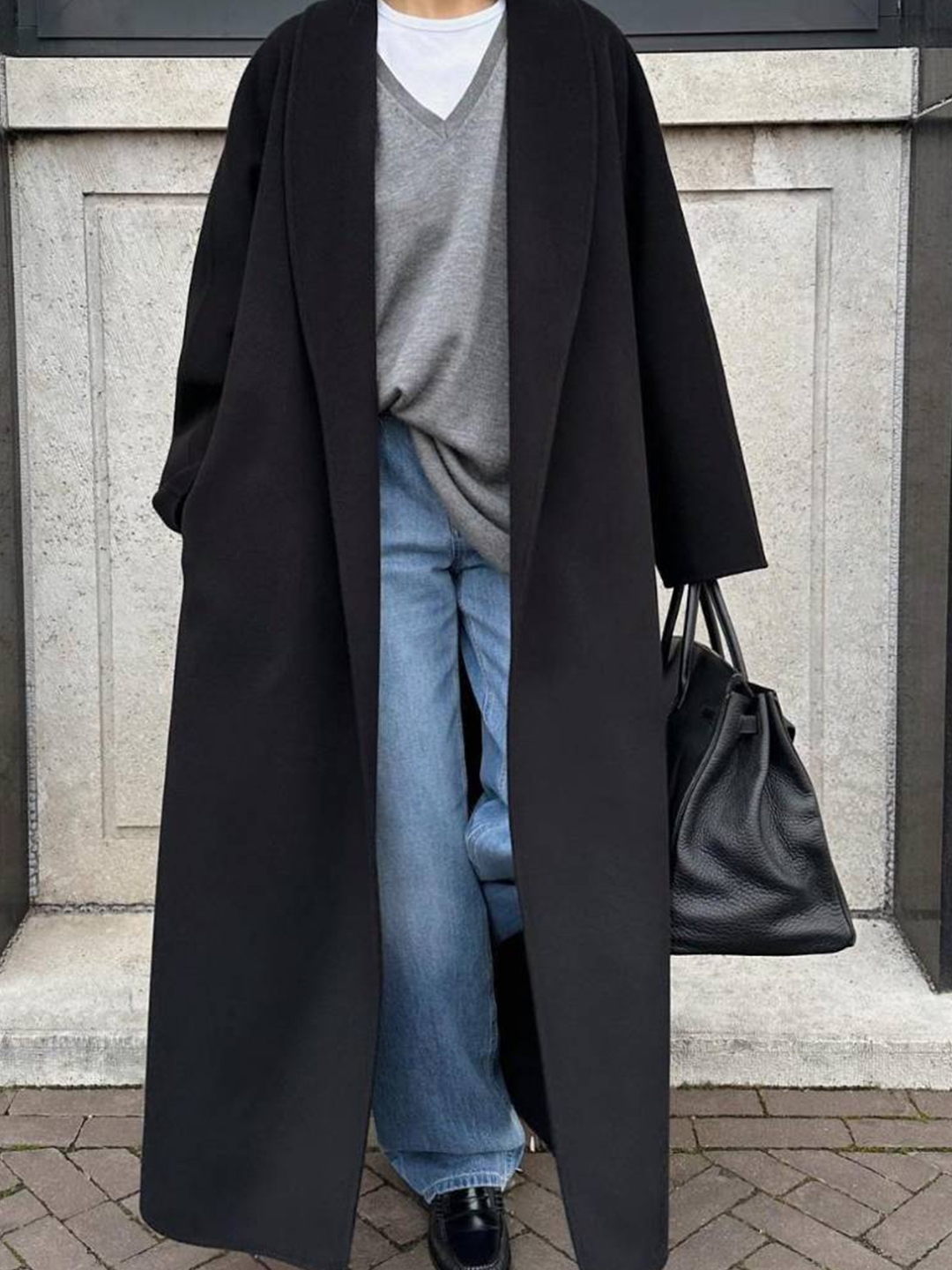 Acne Studios Wool V-Neck Sweater Oatmeal Melange, Play Comme des Garcons Black V-Neck Sweater Grey 착용 스타일 - 4