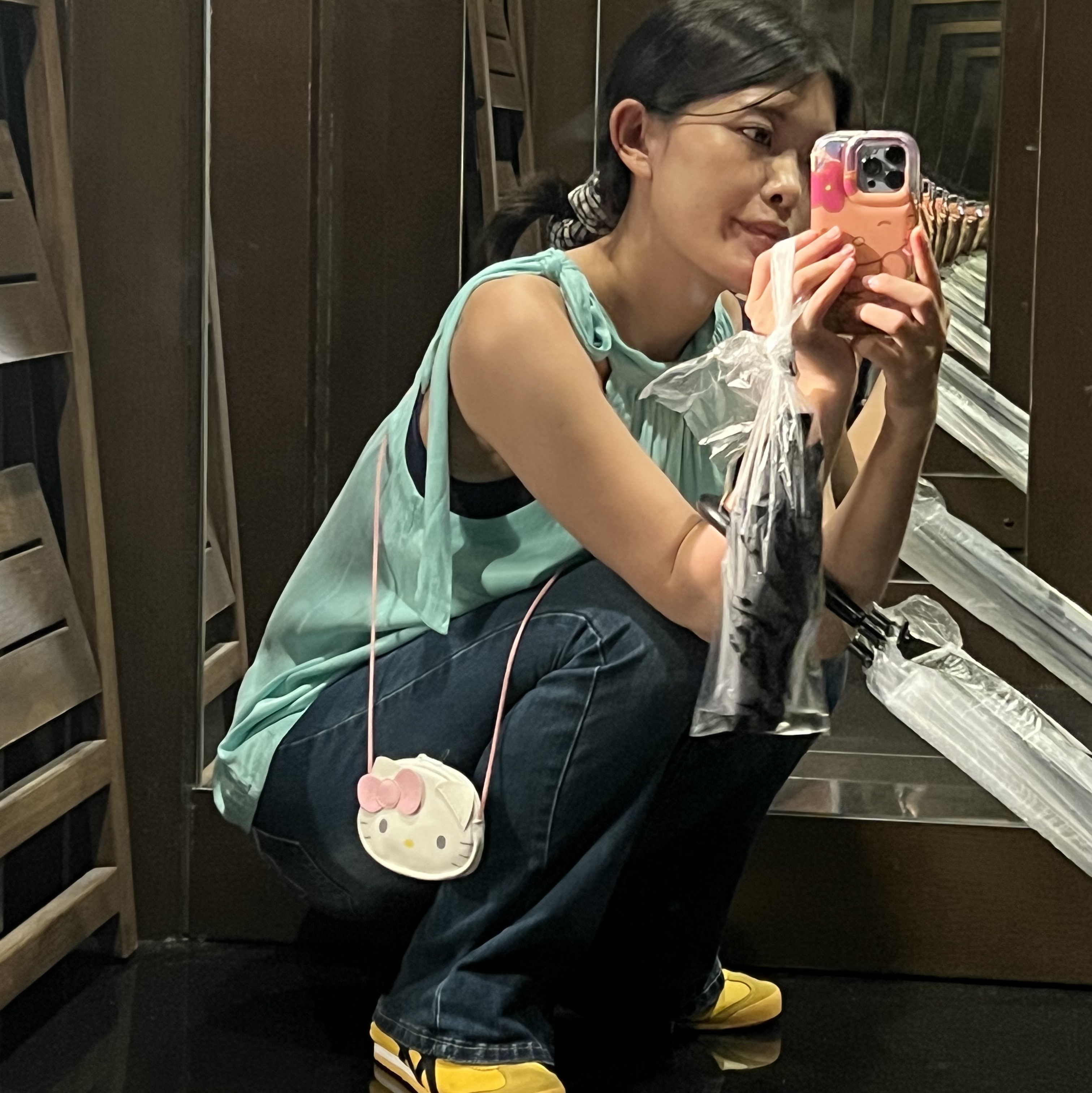 Onitsuka Tiger Mexico 66 Yellow Black 착용 스타일 - 1