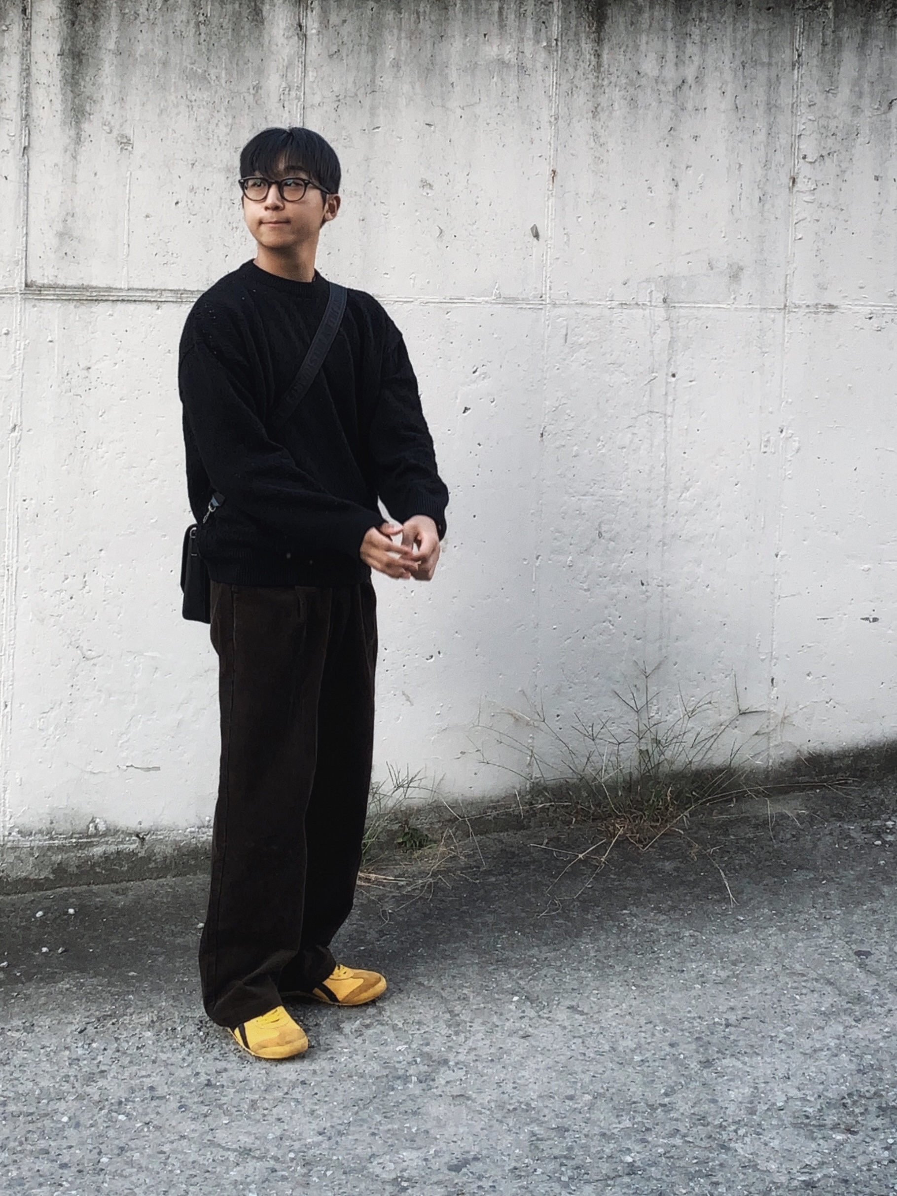 Onitsuka Tiger Mexico 66 Yellow Black 착용 스타일