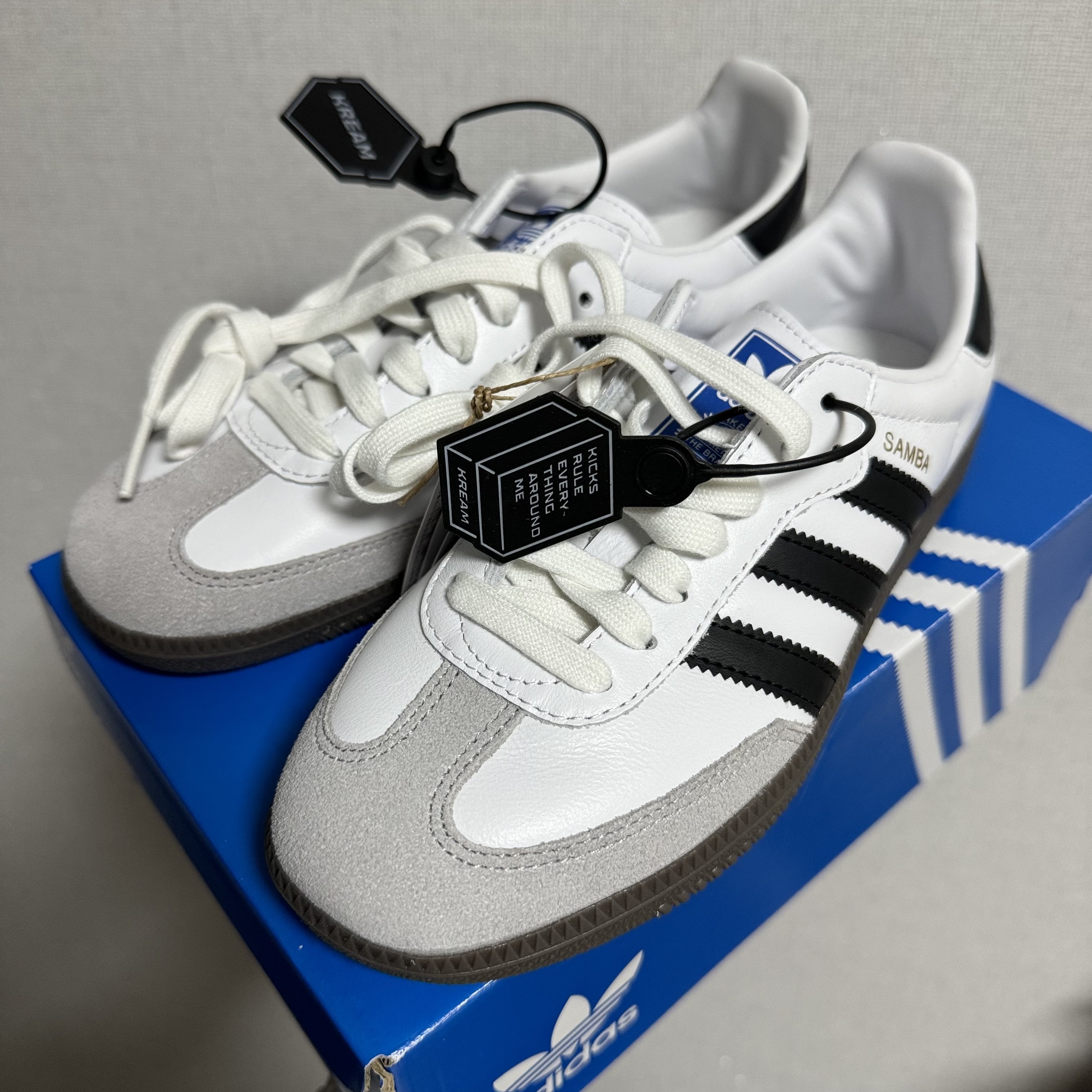 Adidas Samba OG Cloud White 착용 스타일