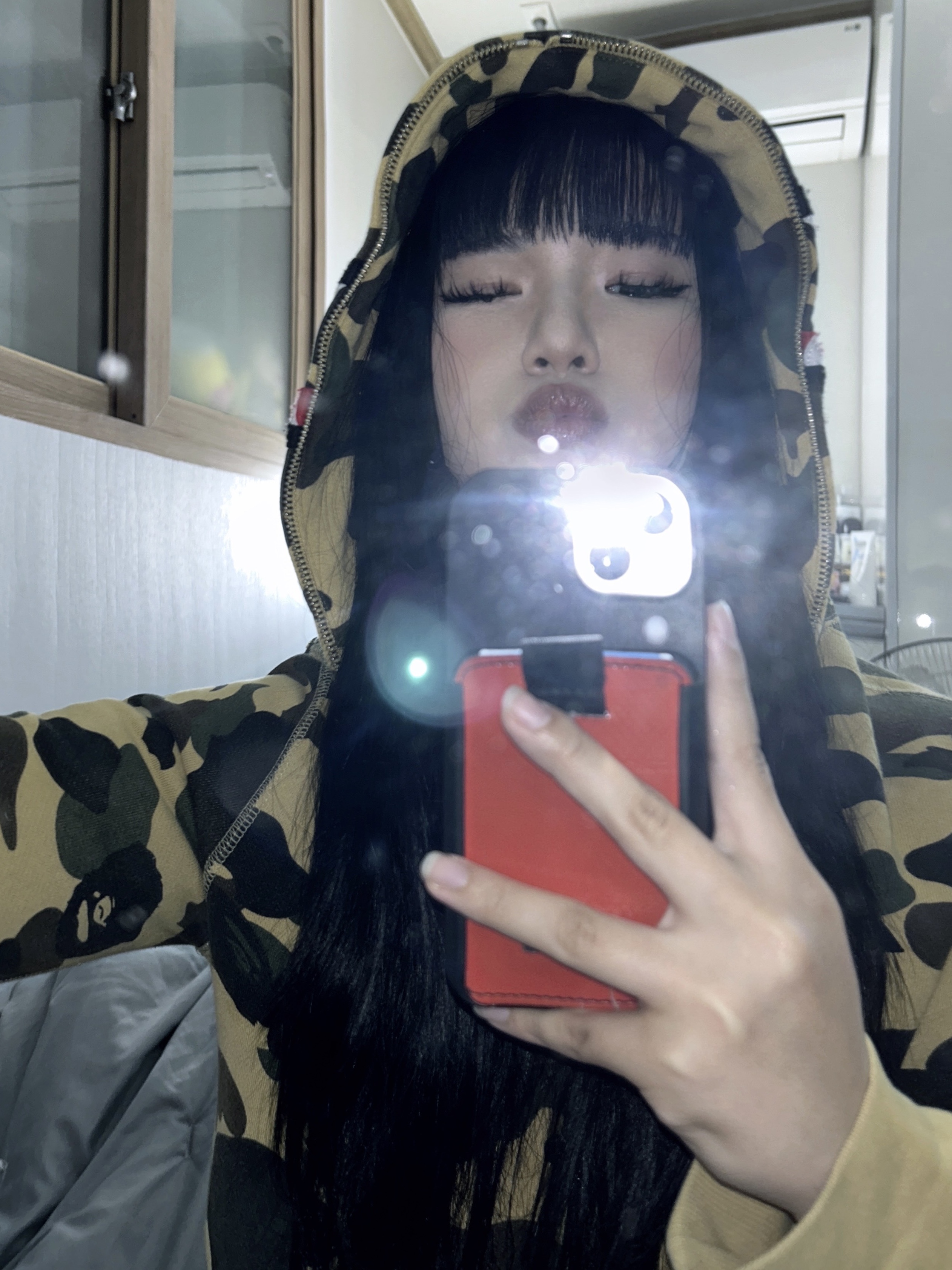 BAPE 1st Camo Shark Full Zip Hoodie Yellow ์ฐฉ์ฉ ์คํ์ผ - 2