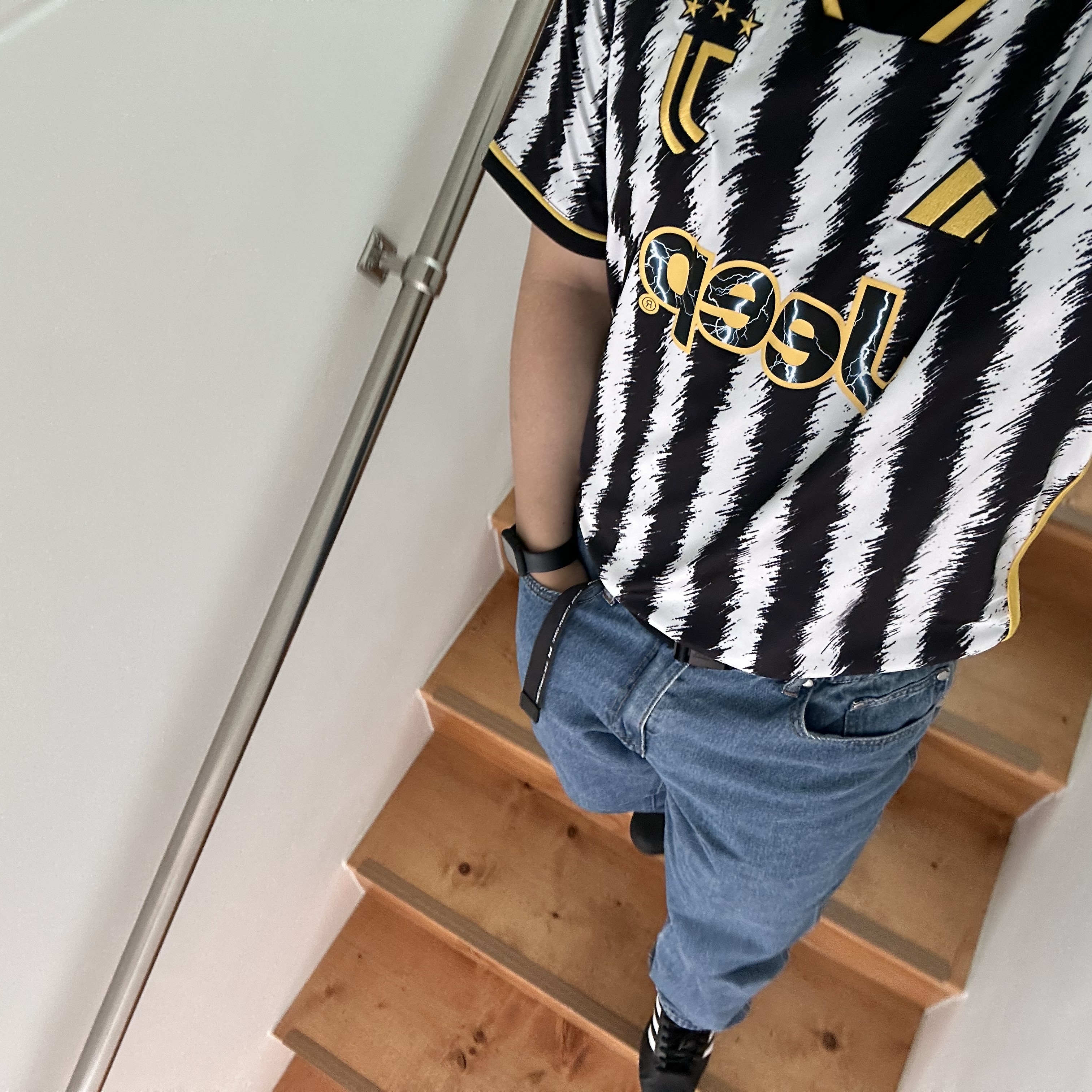 Emis New Logo Boston Bag Navy, Adidas Yeezy Slide Granite 착용 스타일 - 3