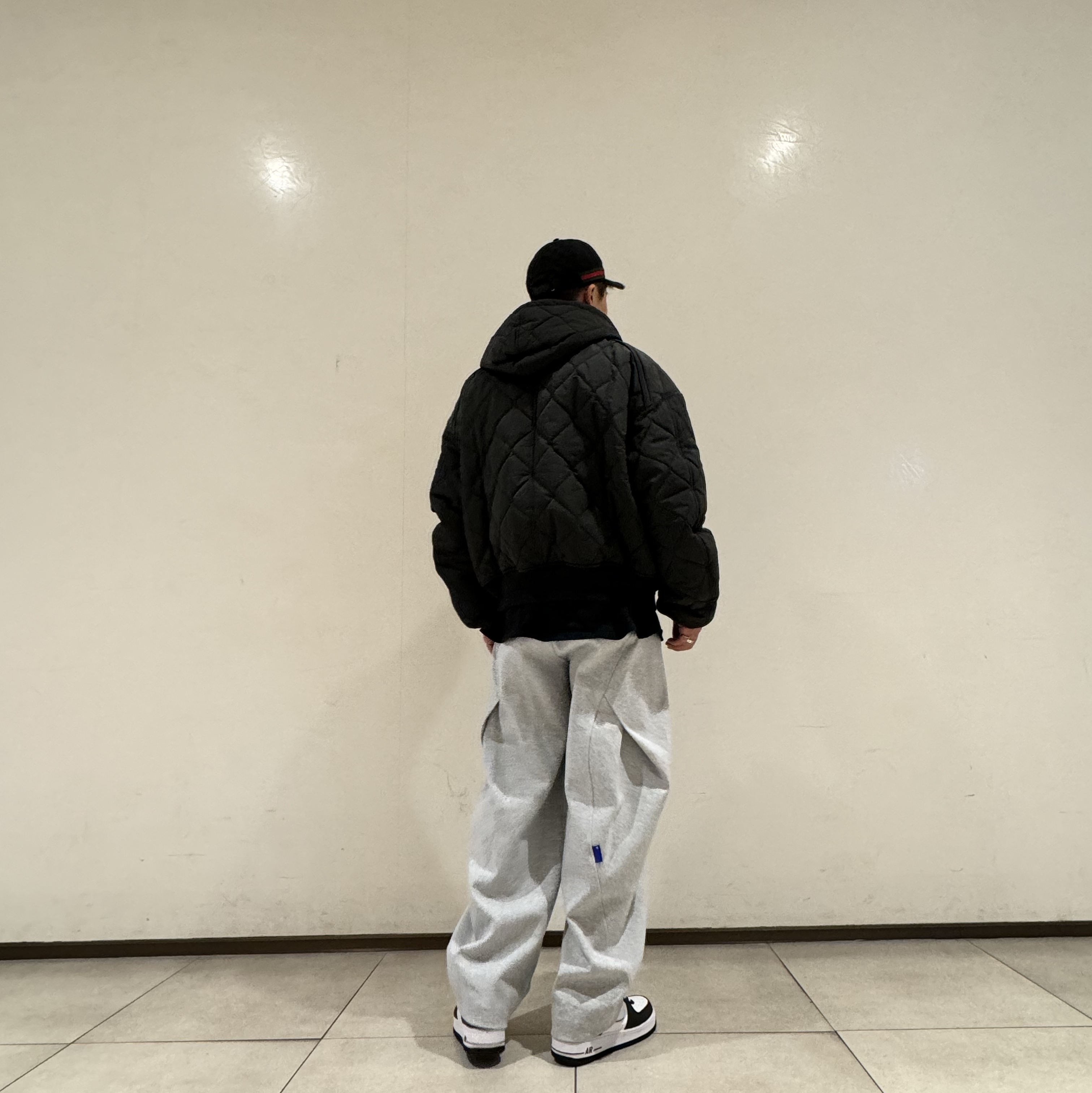 Zara x Ader Error Jogger Pants Grey 착용 스타일 - 1