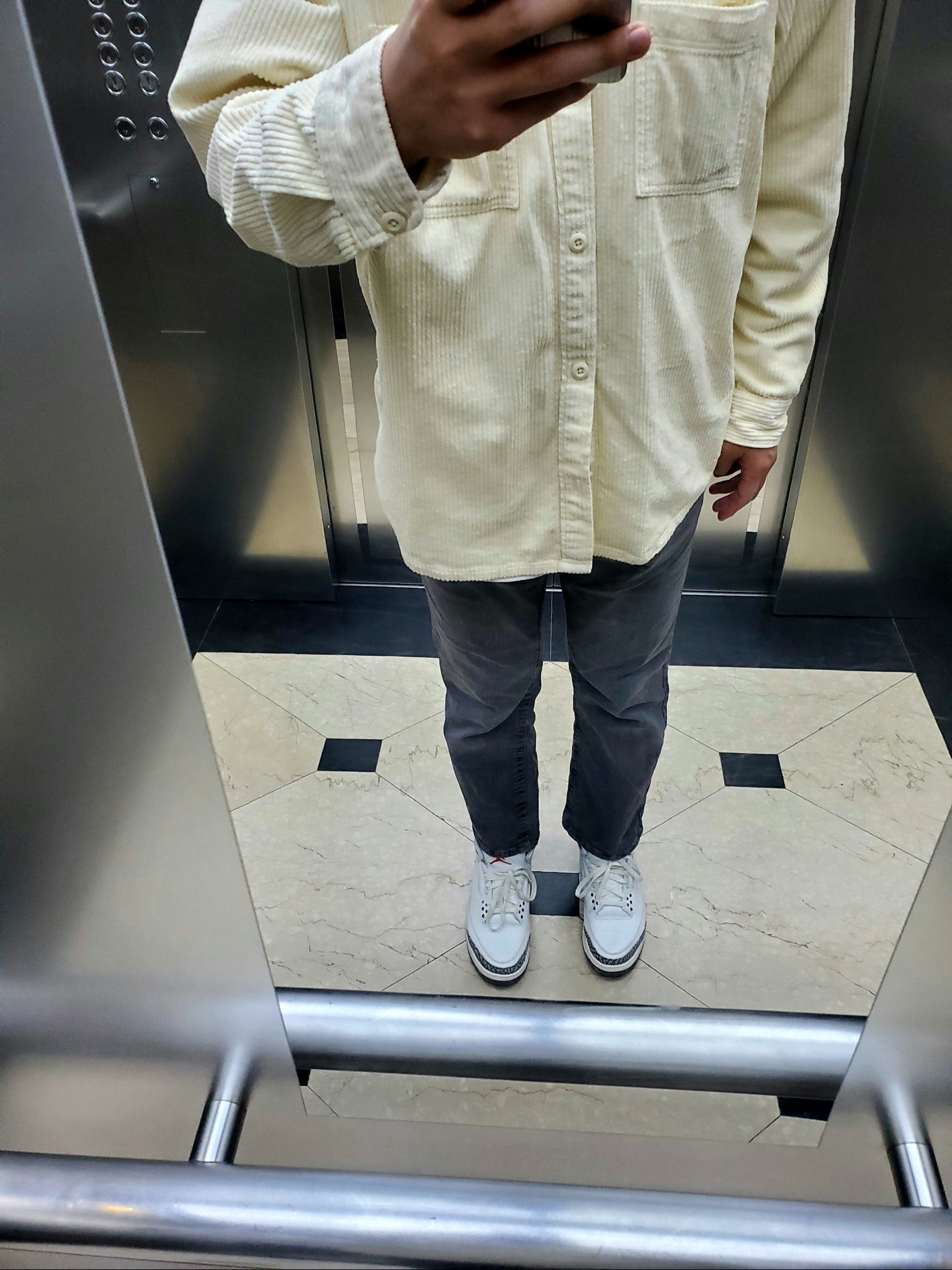 Jordan 3 Retro White Cement Reimagined 착용 스타일