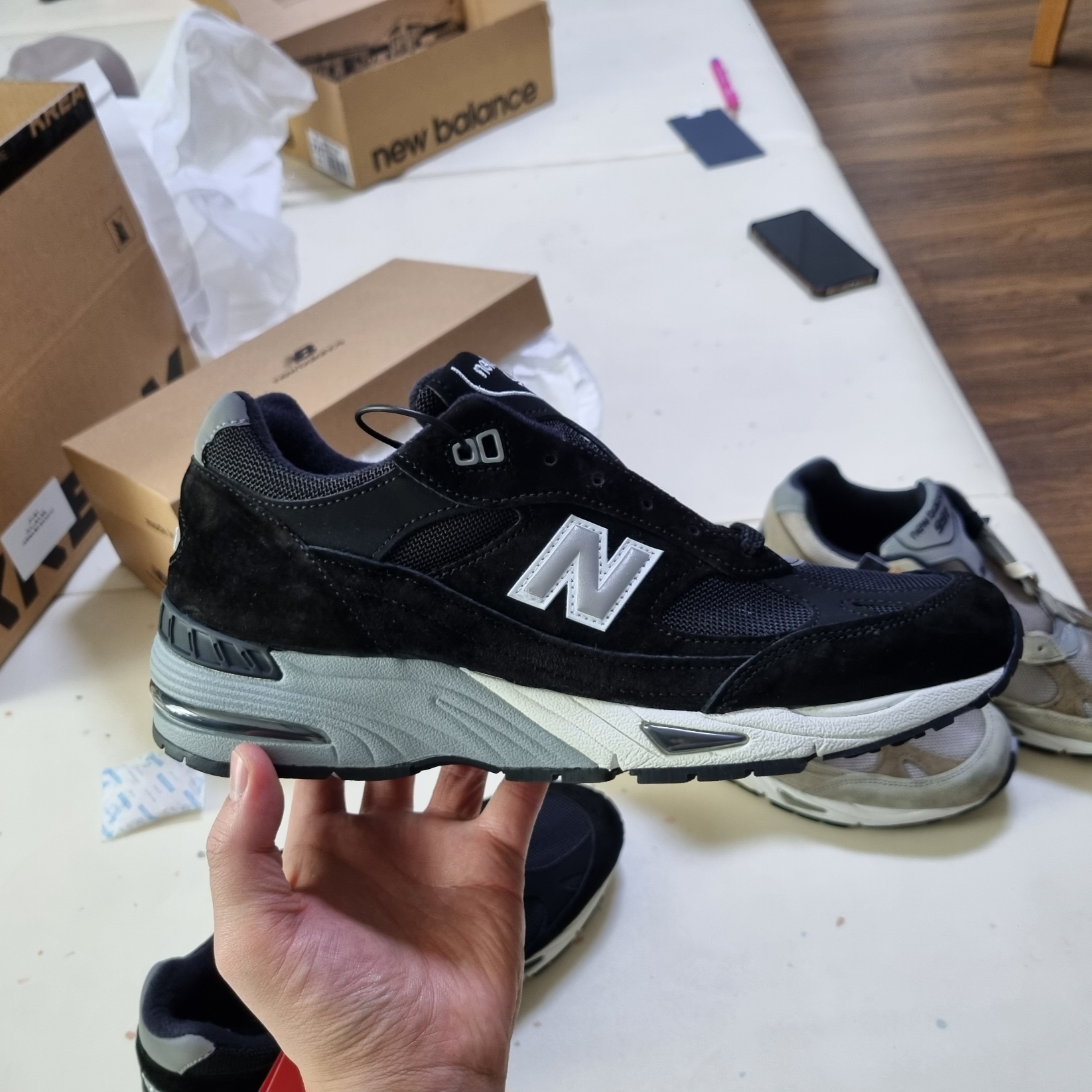 New Balance 991 Made in UK Black Silver, New Balance x JJJJound 991 Made in UK Grey 착용 스타일