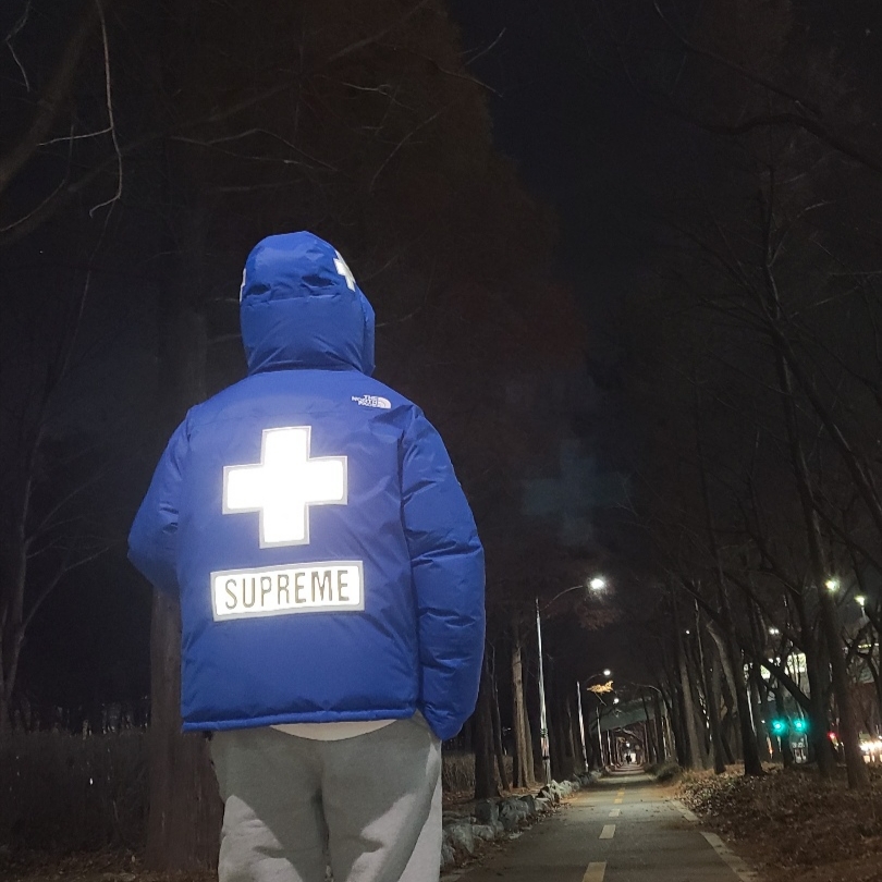 Supreme x The North Face Summit Series Rescue Baltoro Jacket Blue - 22SS, Nike x Stussy NRG RA Fleece Pants Dark Grey Heather (DJ9490-063) 착용 스타일