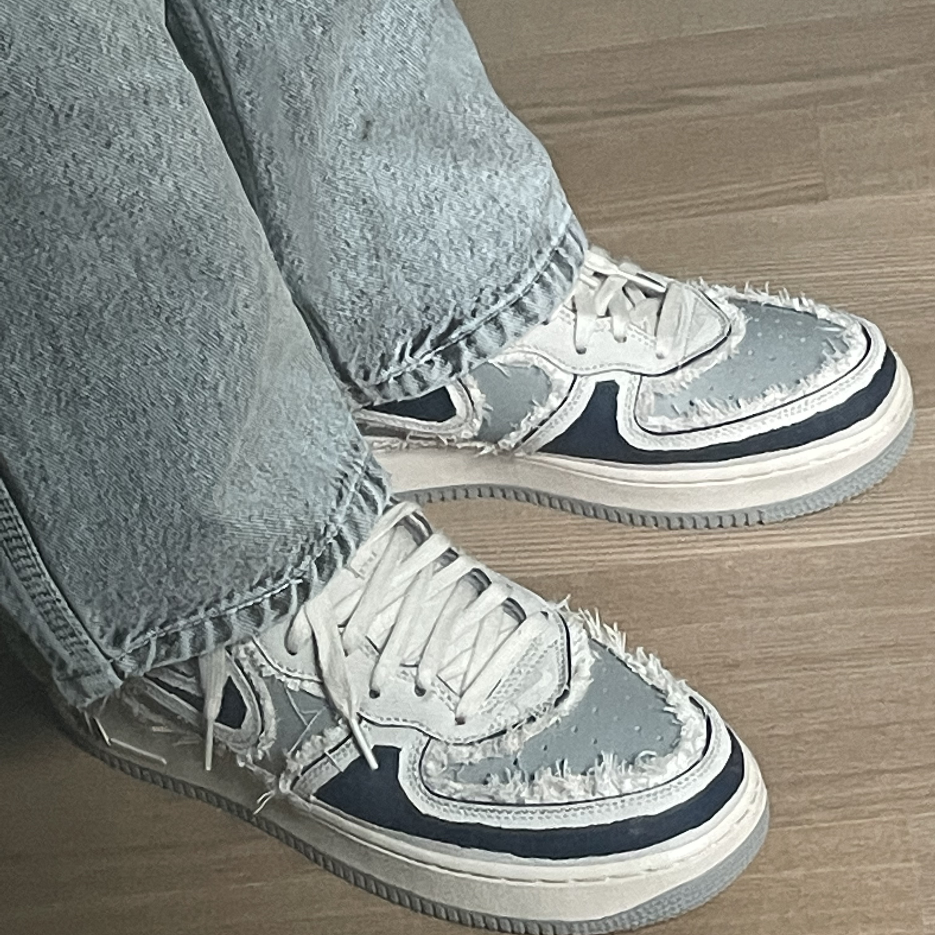 Nike Air Force 1 Mid '07 Pearl White 착용 스타일