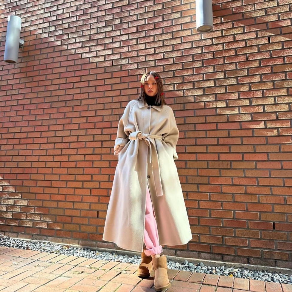 UGG Classic Mini Boots Chestnut 착용 스타일 - 3