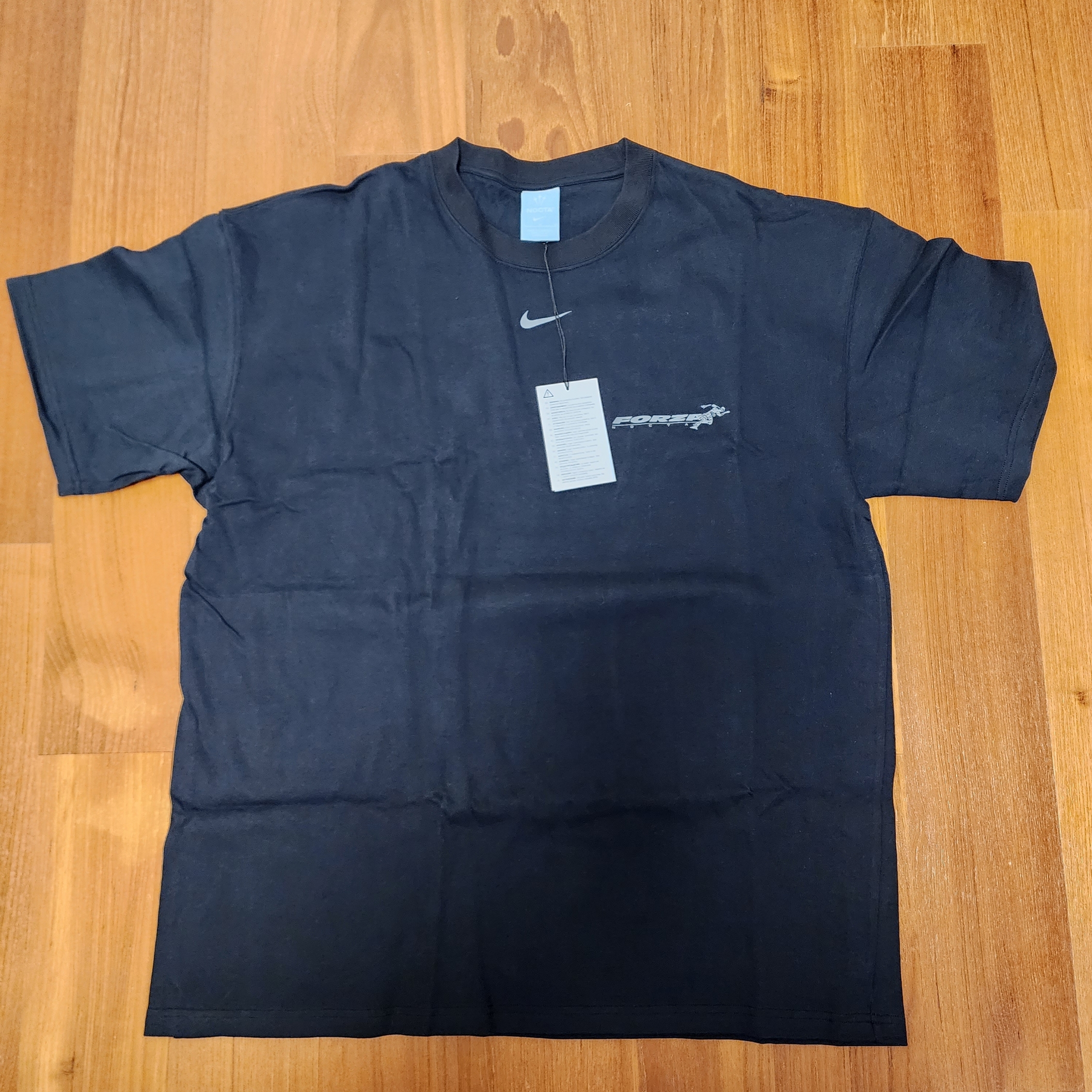 Nike x Drake Nocta NRG T-Shirt Black (FB1797-010) 착용 스타일 - 1