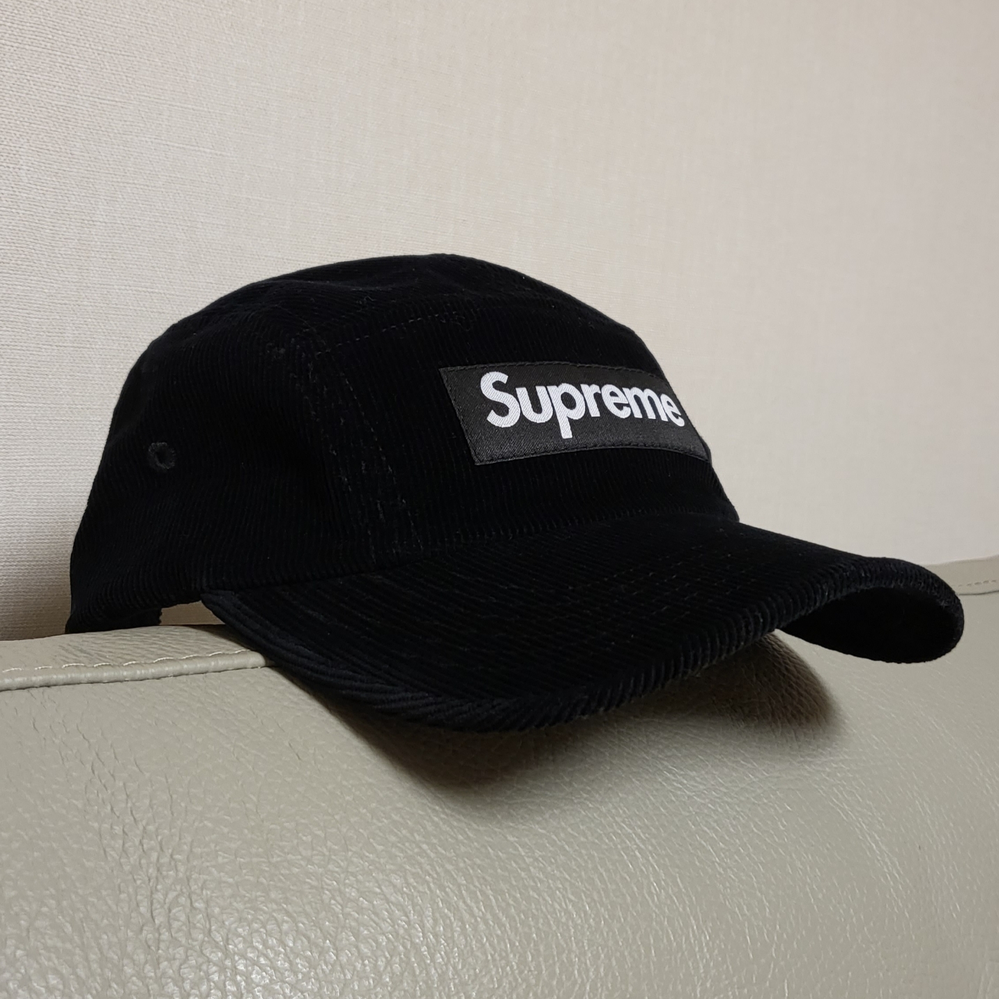 Supreme Corduroy Camp Cap Black - 23FW 착용 스타일 - 1