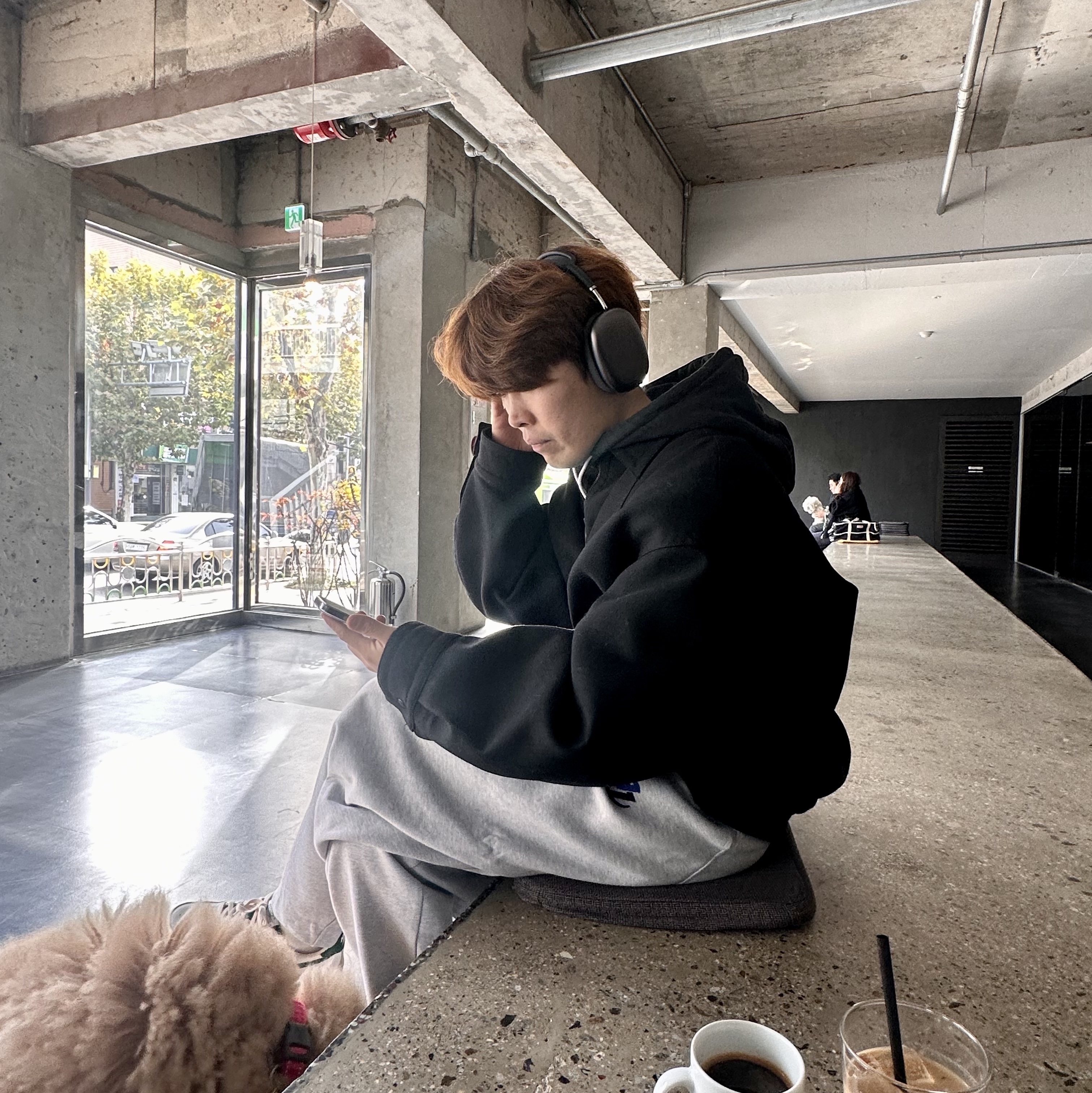 Zara x Ader Error Oversize Collar Bomber Jacket Black, Apple AirPods Max Lightning Space Gray (Korean Ver.) 착용 스타일