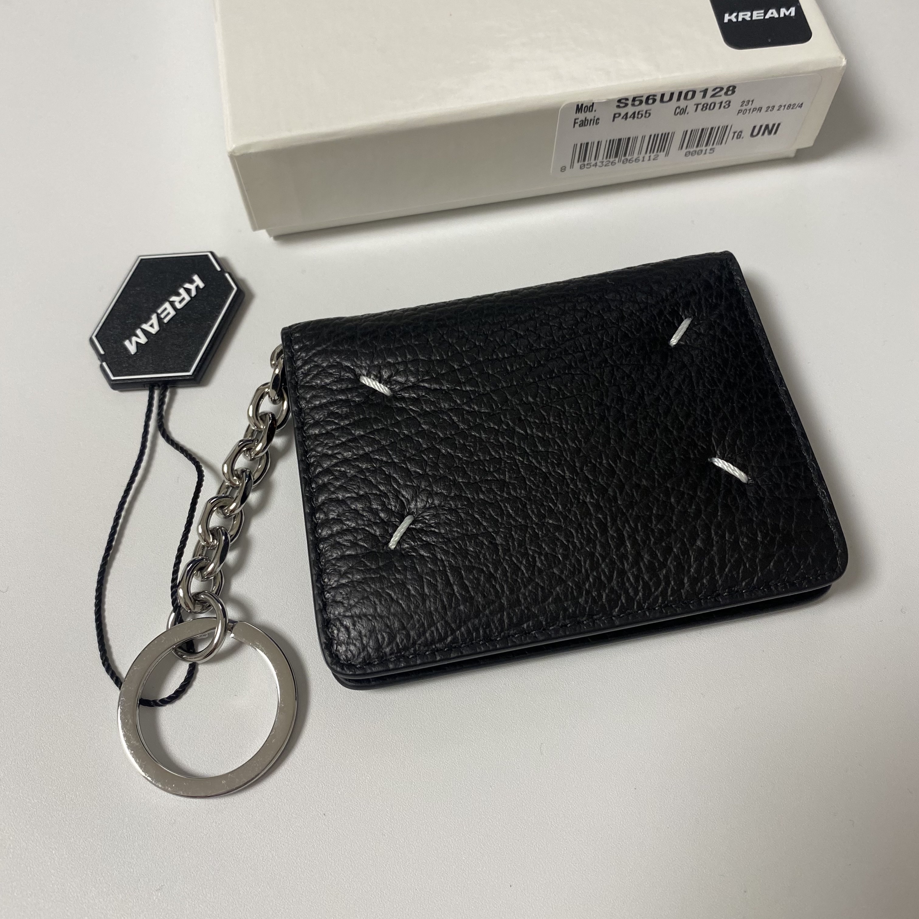 Maison Margiela Keyring Wallet Black 착용 스타일
