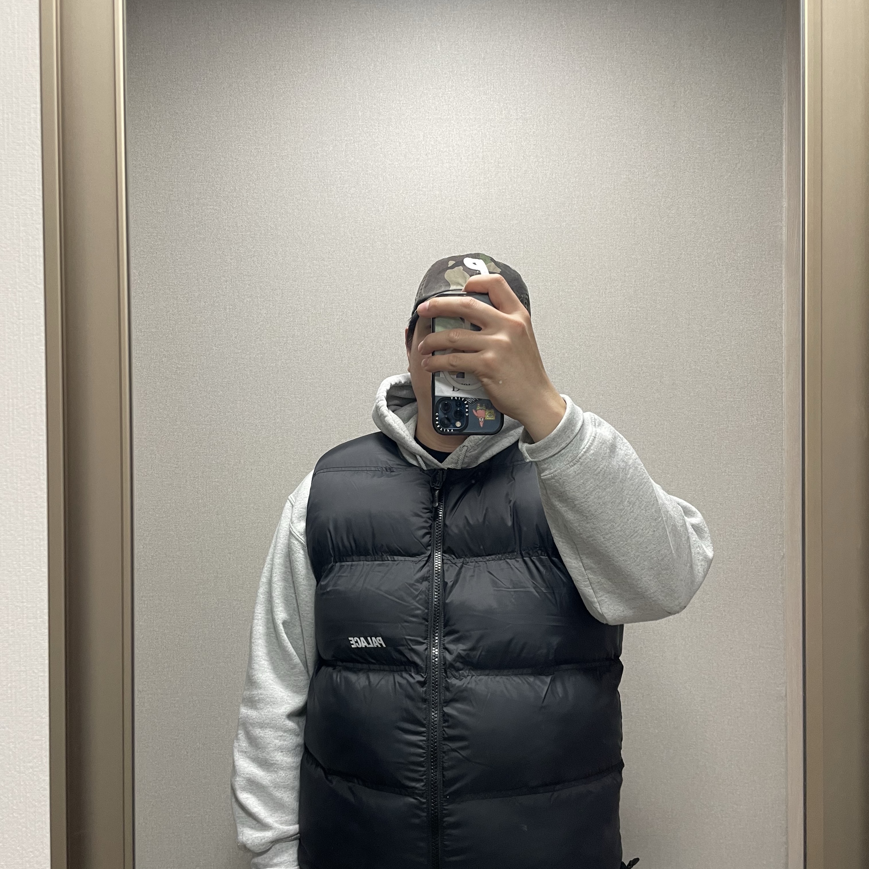 Palace P-Tech Reversible Puffa Vest Black - 23FW 착용 스타일 - 2
