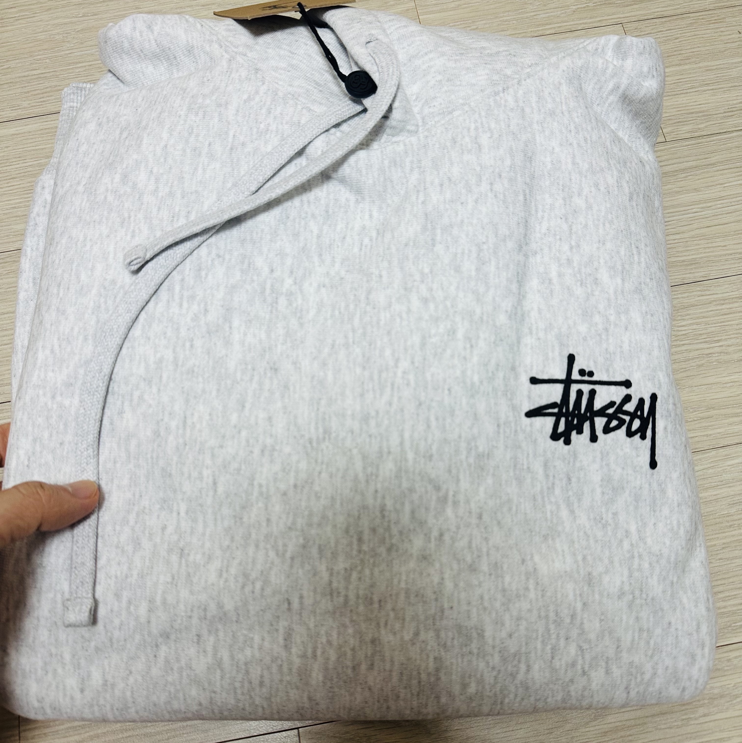 Stussy Basic Stussy Hoodie Ash Heather 2023 착용 스타일