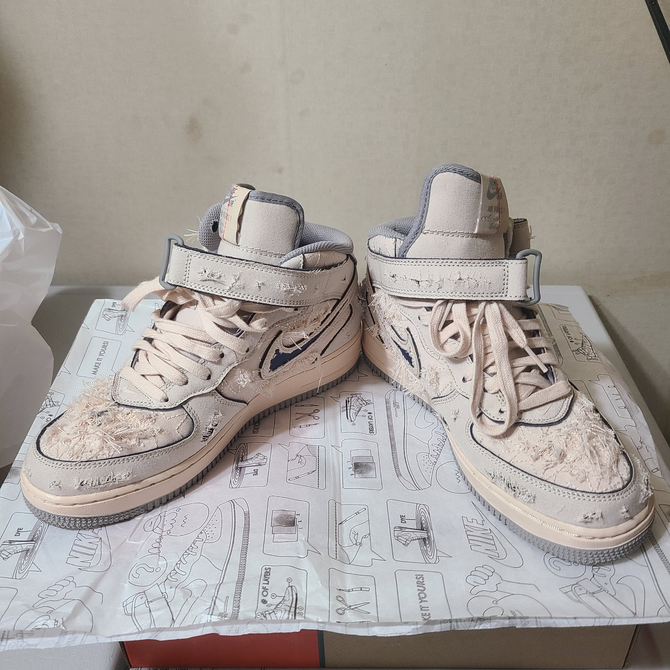 Nike Air Force 1 Mid '07 Pearl White 착용 스타일 - 5