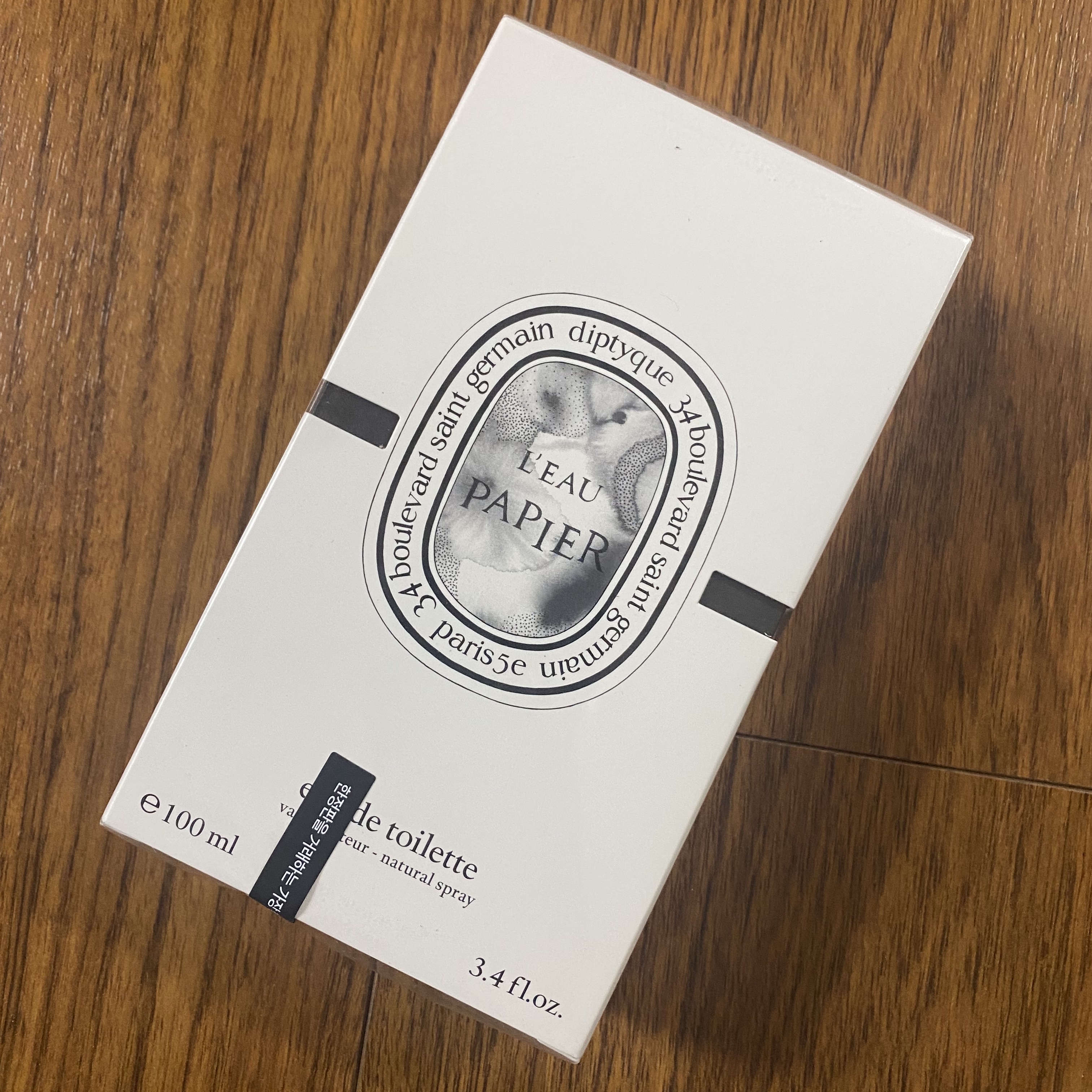 Diptyque L'eau Papier Eau De Toilette 100ml 착용 스타일