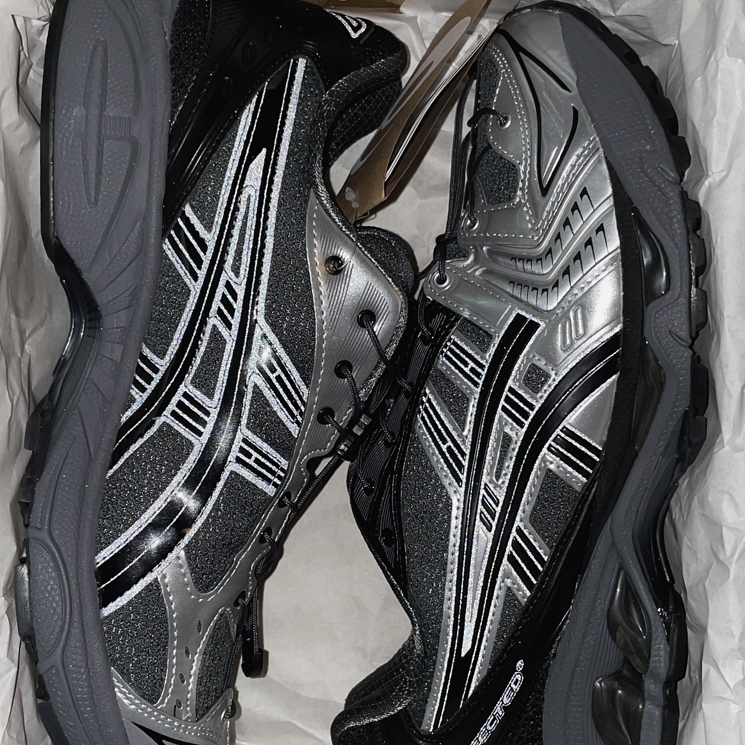 Asics x Unaffected Gel-Kayano 14 Silver Moon 착용 스타일