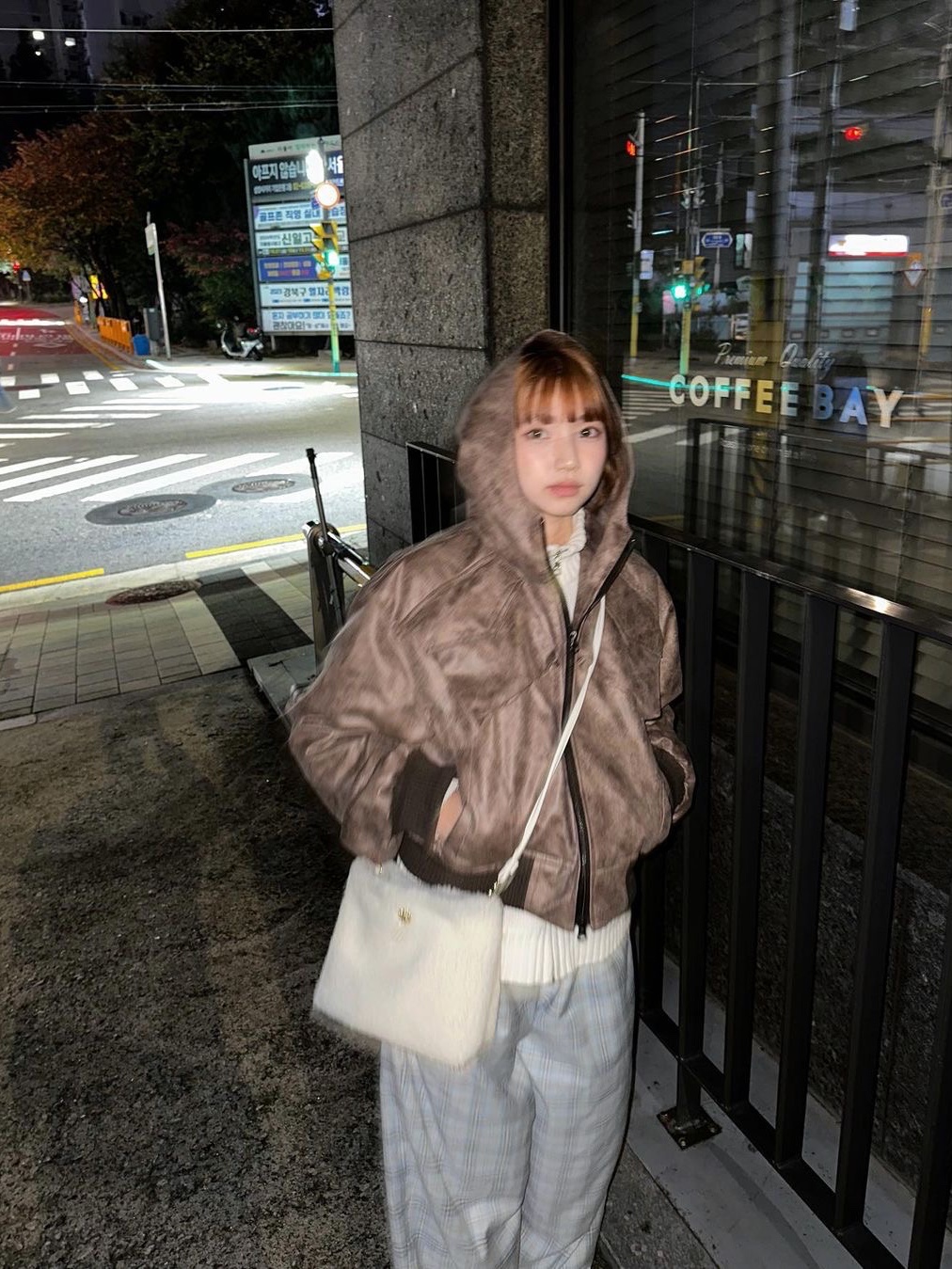 Full of Ssun Gunpocket Leather Jacket Brown, Full of Ssun Gunpocket Leather Jacket Grey 착용 스타일