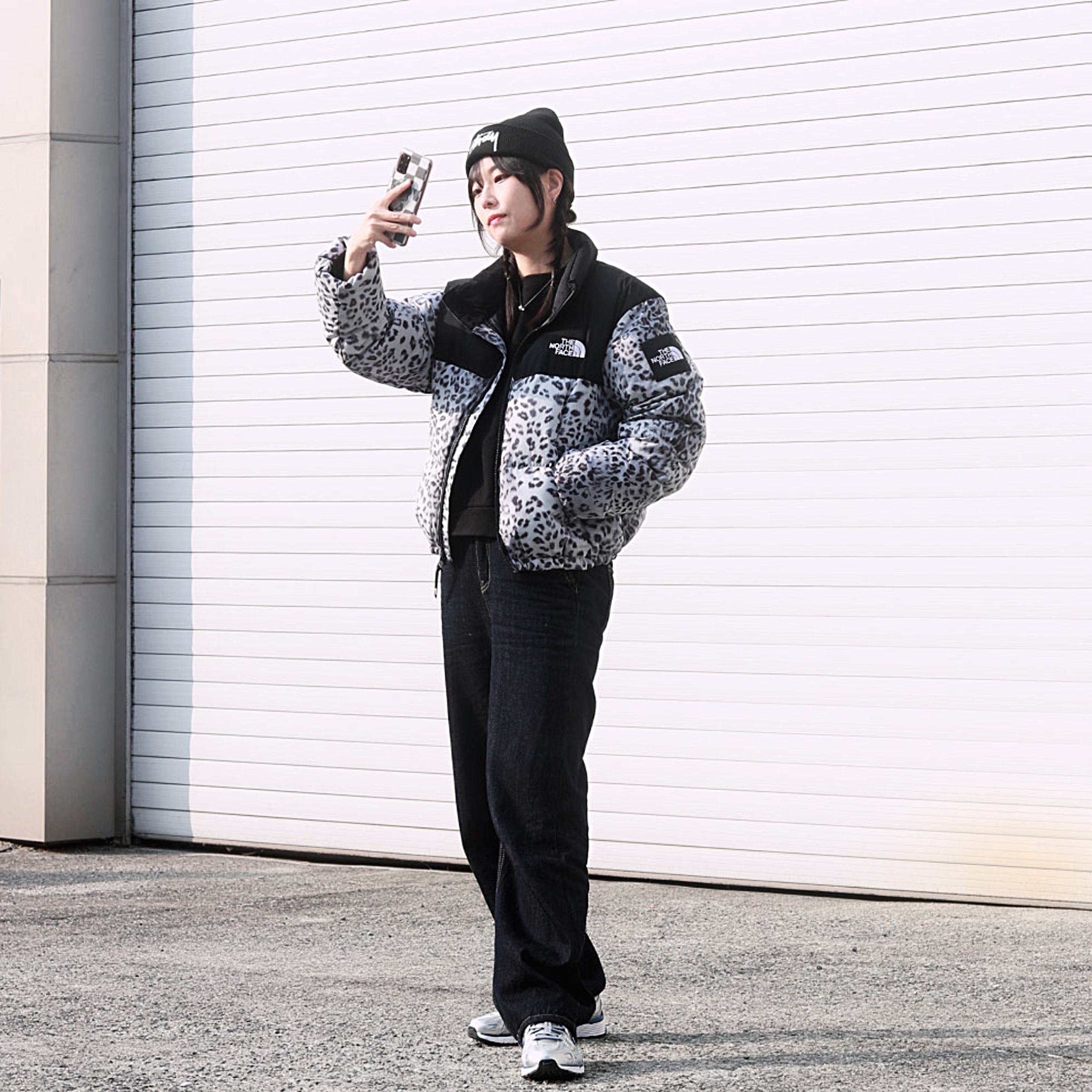 (W) The North Face White Label Novelty Nuptse Down Jacket P Silver, (W) Nike P-6000 Laser Blue 착용 스타일 - 1