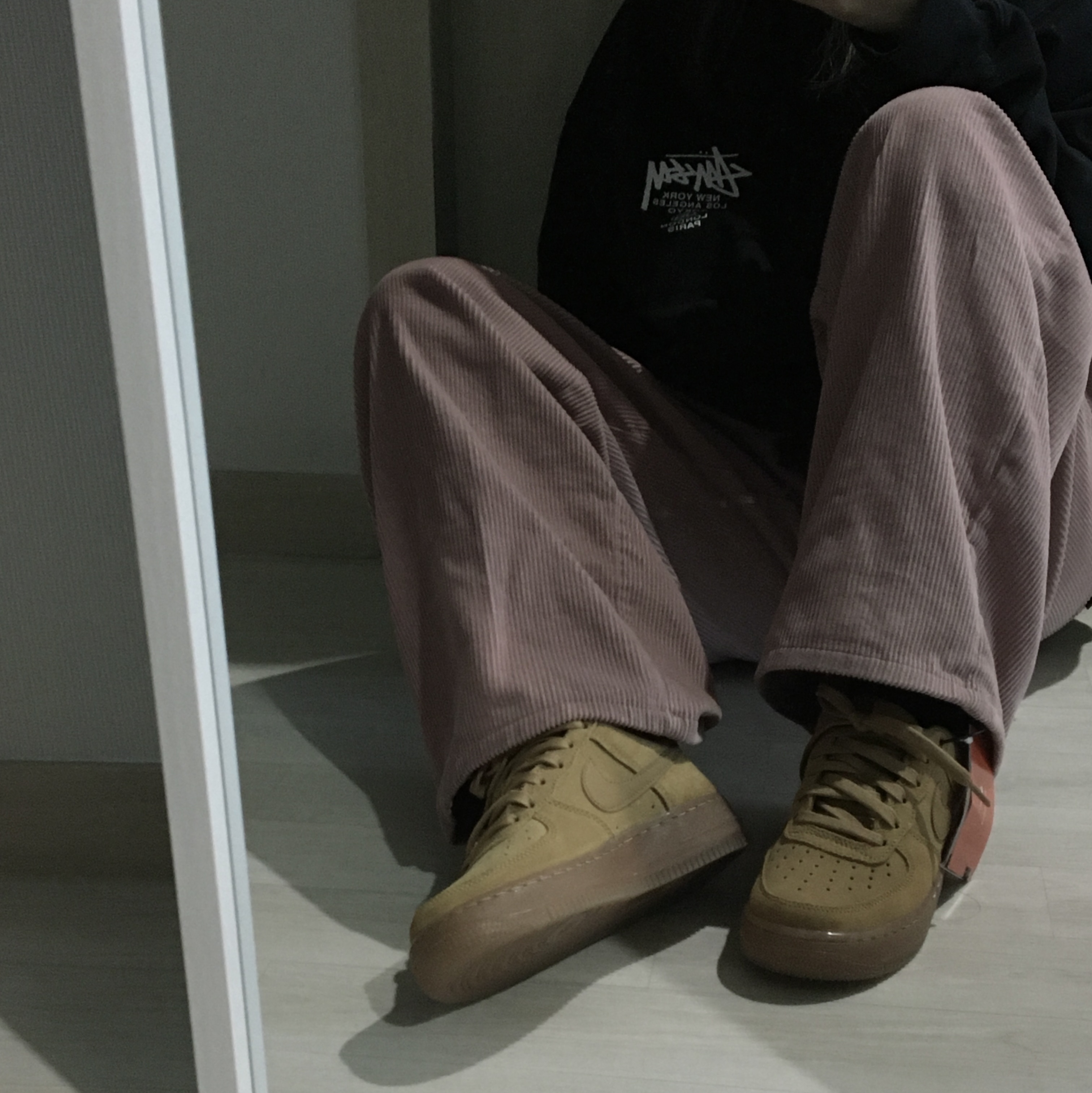 (GS) Nike Air Force 1 LV8 3 Wheat 착용 스타일 - 2