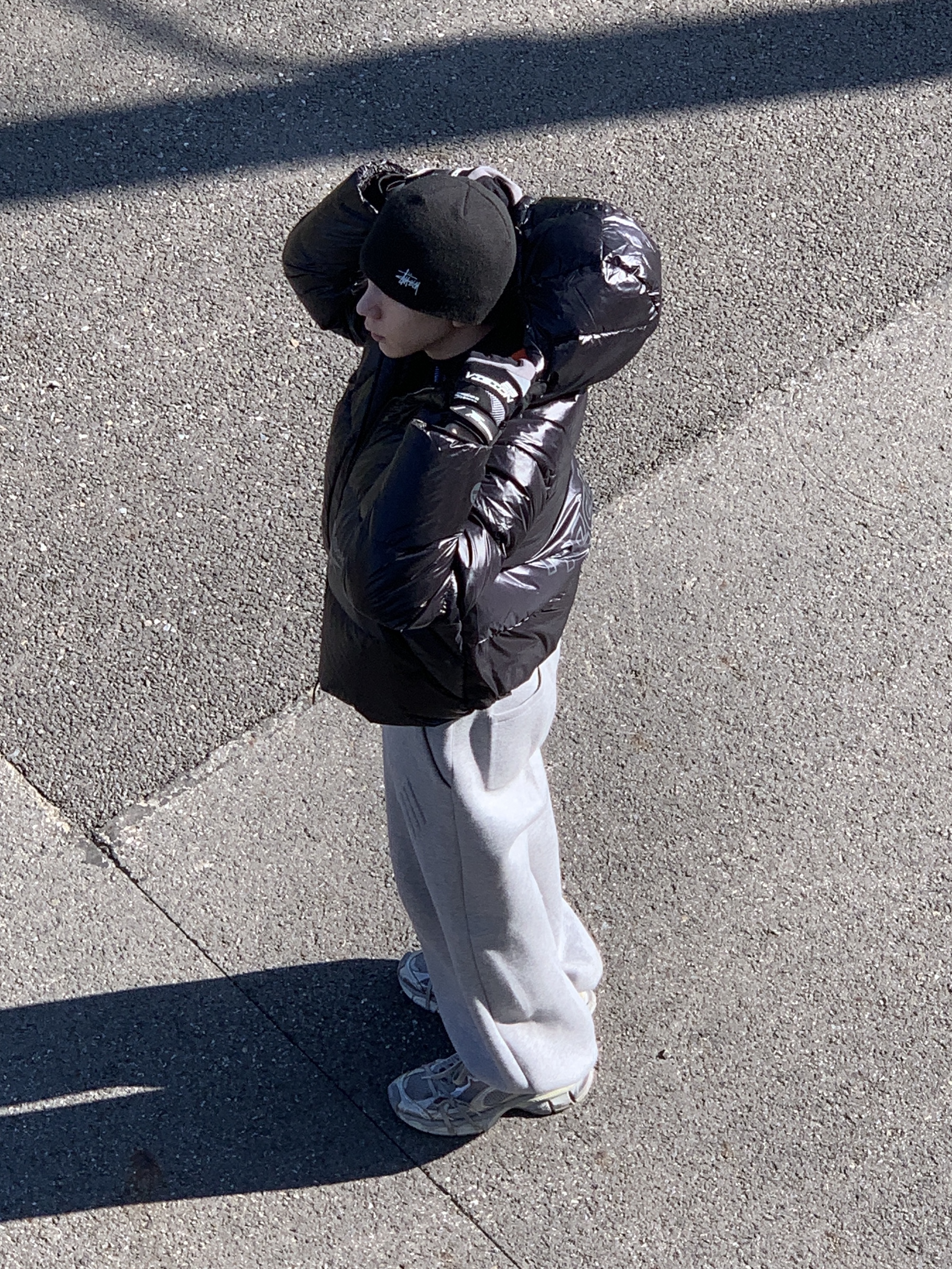 Stussy Basic Skullcap Beanie Black, (W) Balenciaga 3XL Sneakers Light Beige 착용 스타일 - 1