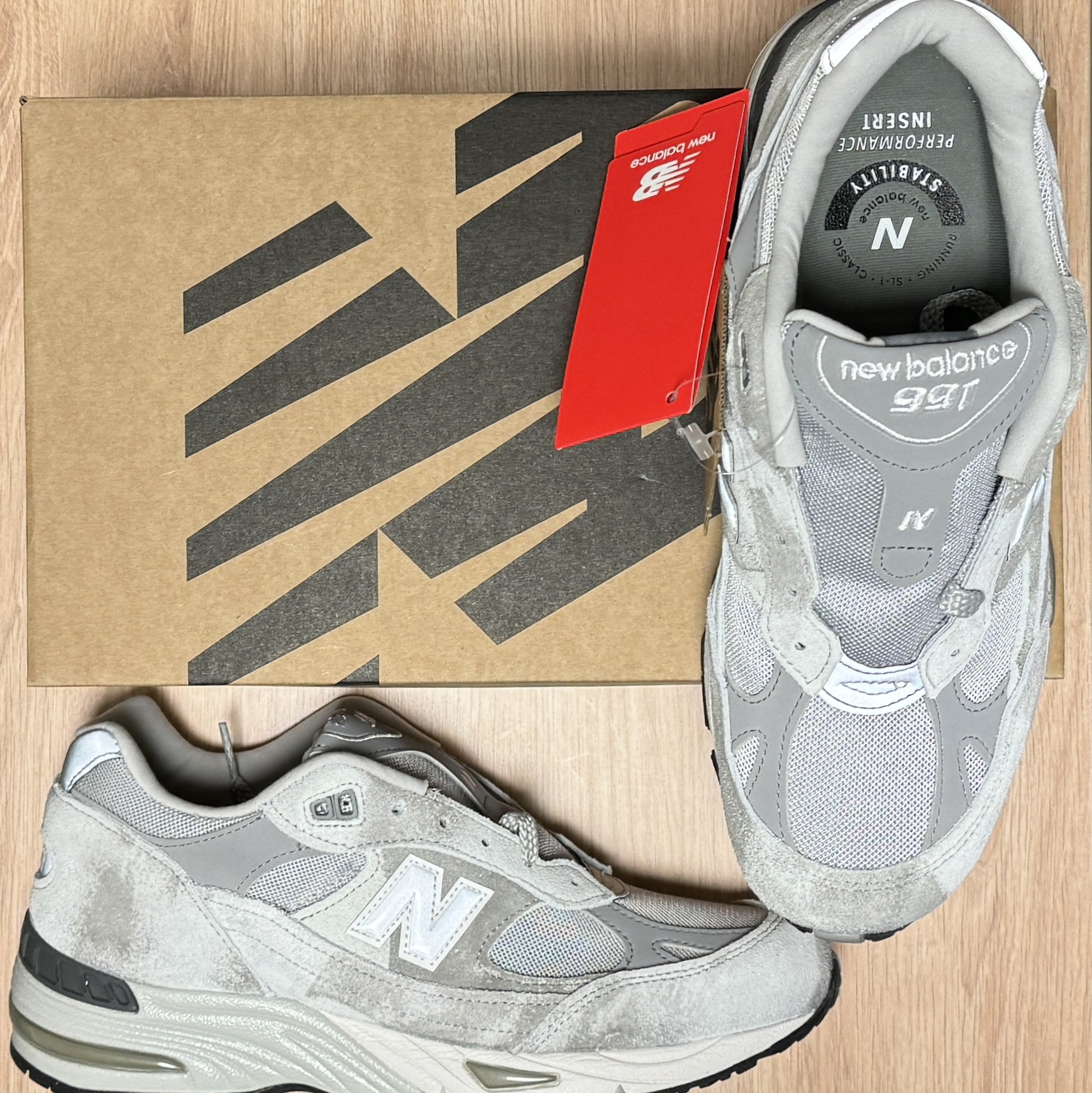 New Balance 991 Made in UK Washed Grey 착용 스타일