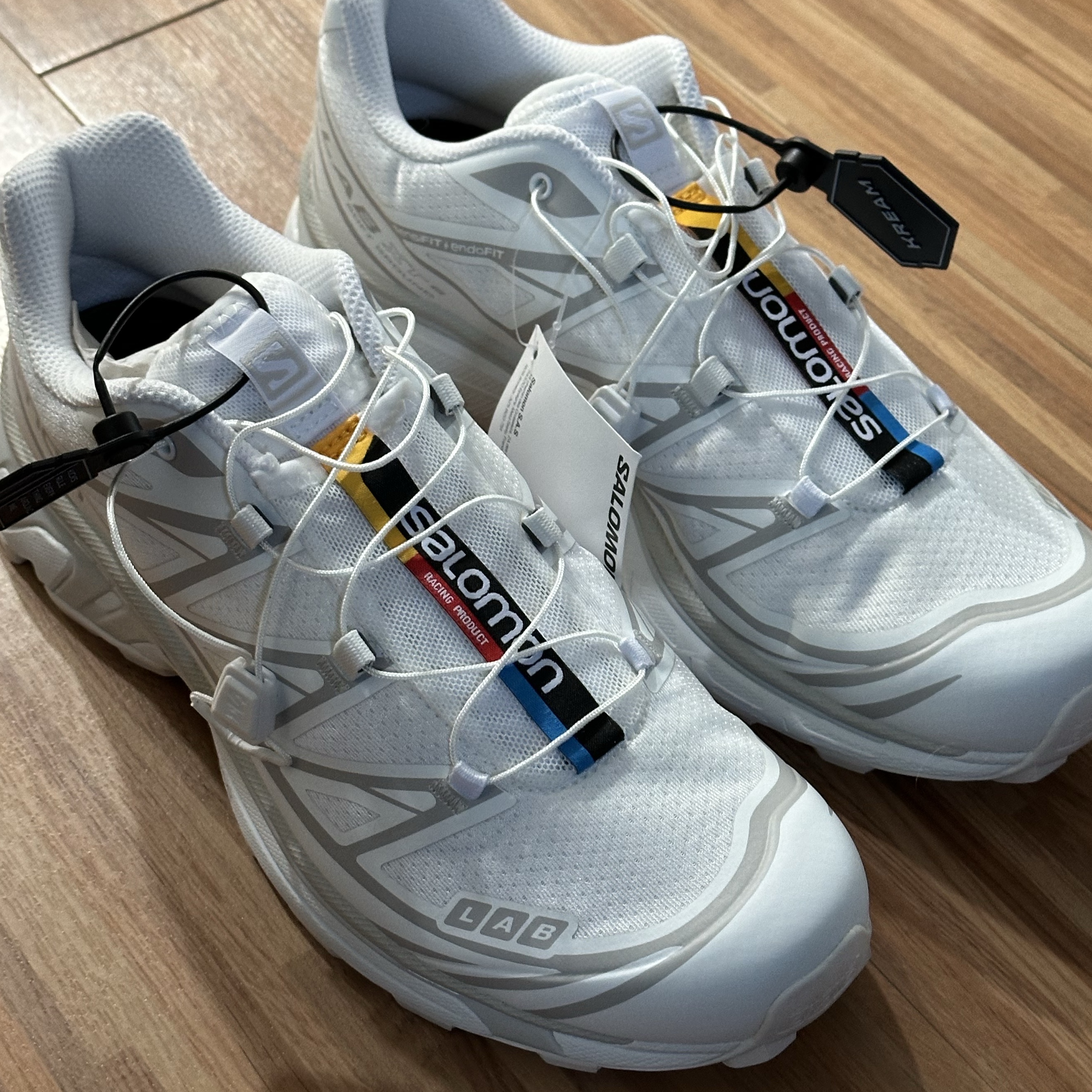 Salomon XT-6 ADV White 착용 스타일