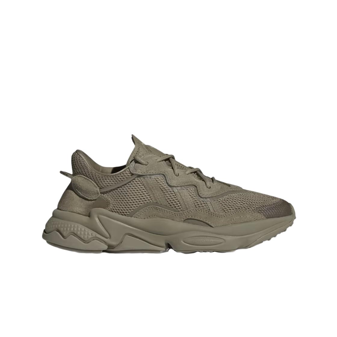 아디다스 오즈위고 카고(Adidas Ozweego Cargo)