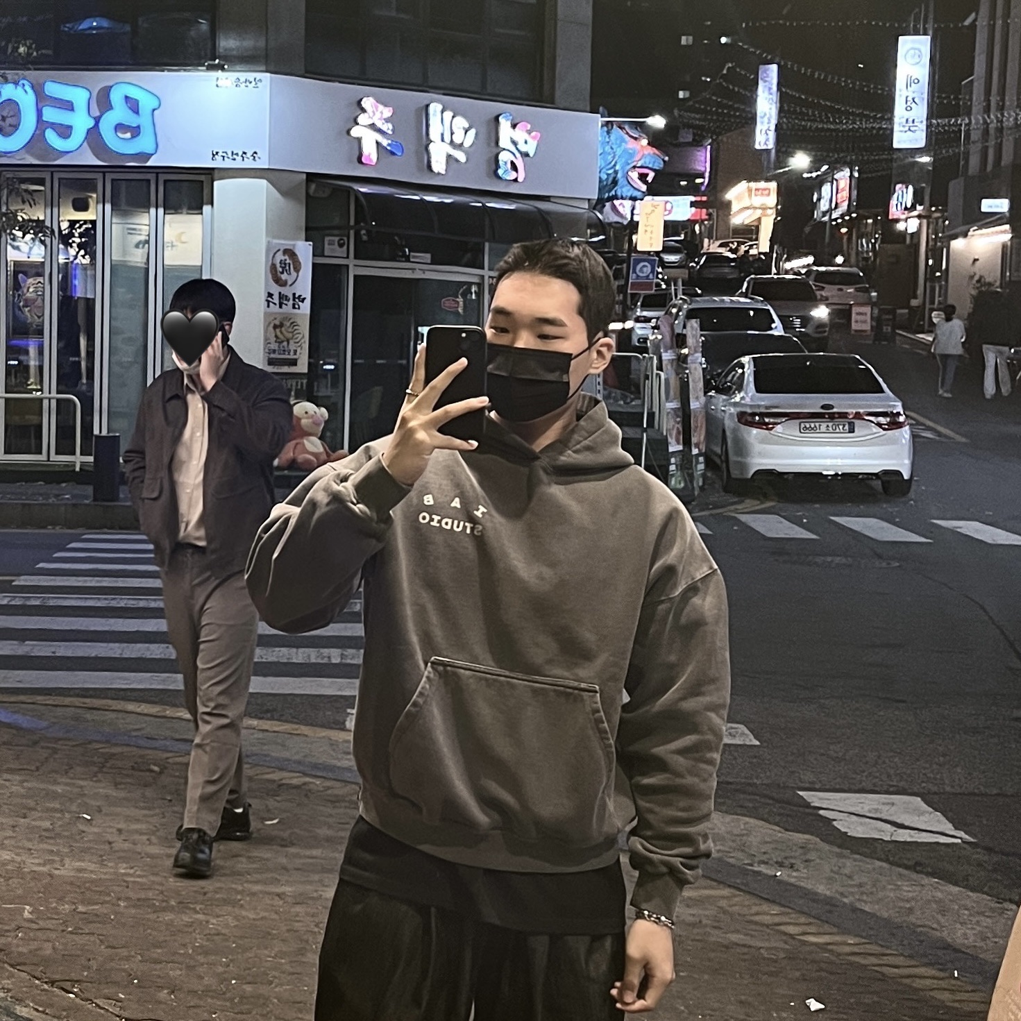 C.P. Company Diagonal Raised Fleece Sweatshirt Tile Blue - 23SS, Stussy Stock Heart T-Shirt Black 착용 스타일 - 3