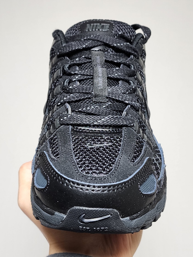 Nike P-6000 PRM Triple Black 착용 스타일